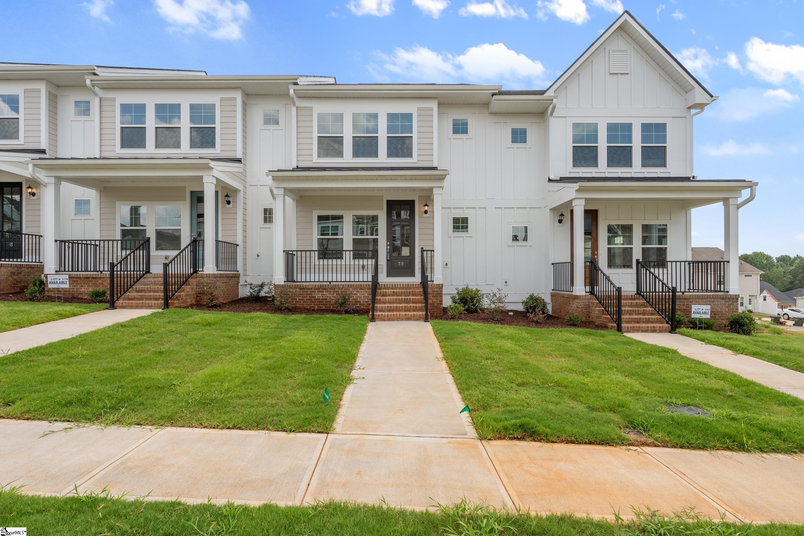 39 Leander Drive