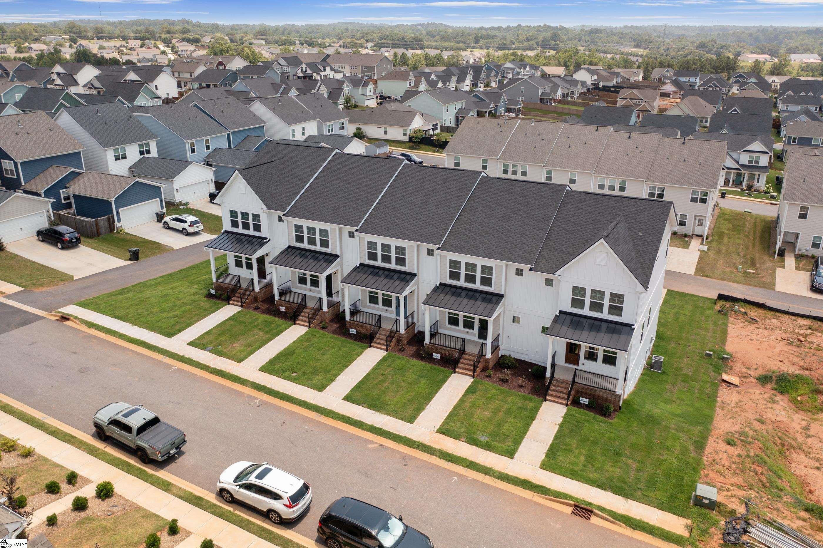 33 Leander Drive