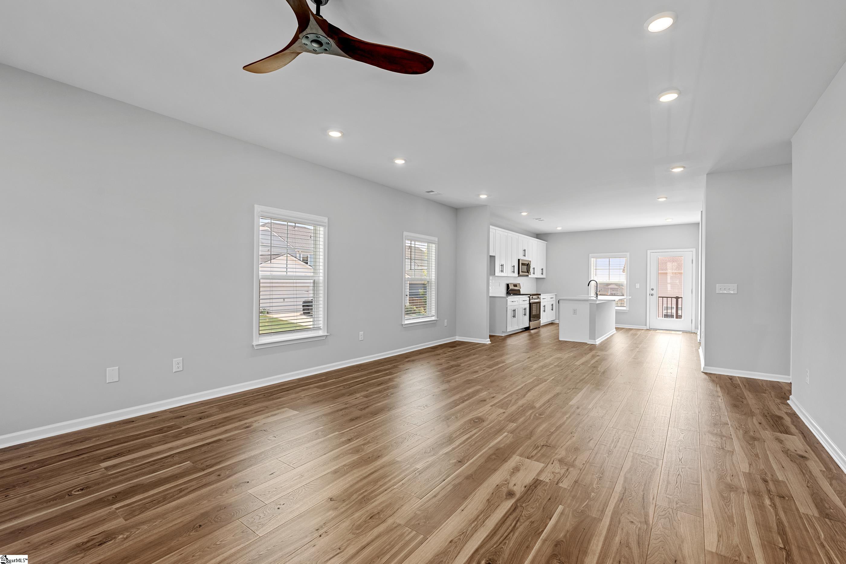 33 Leander Drive