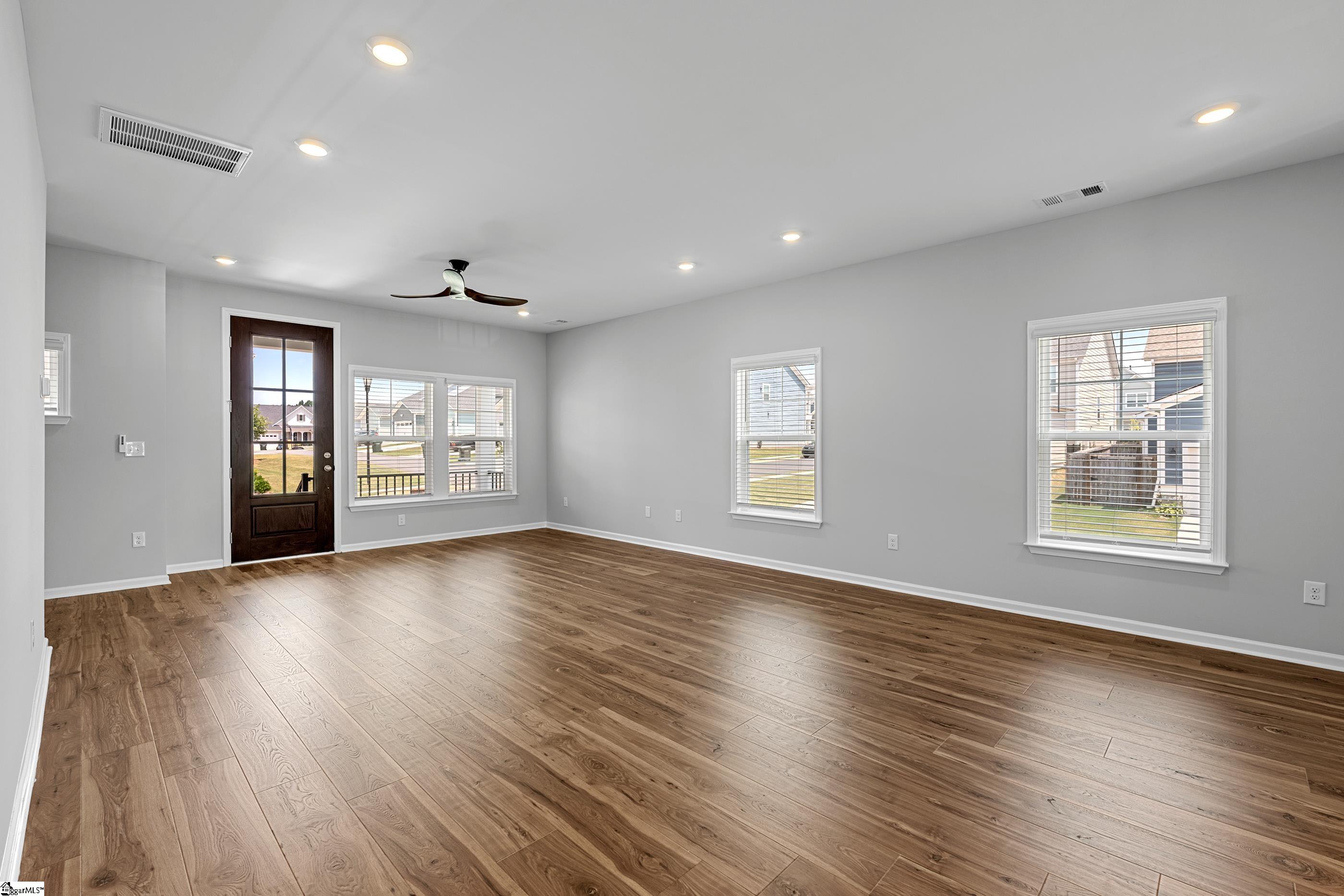 33 Leander Drive