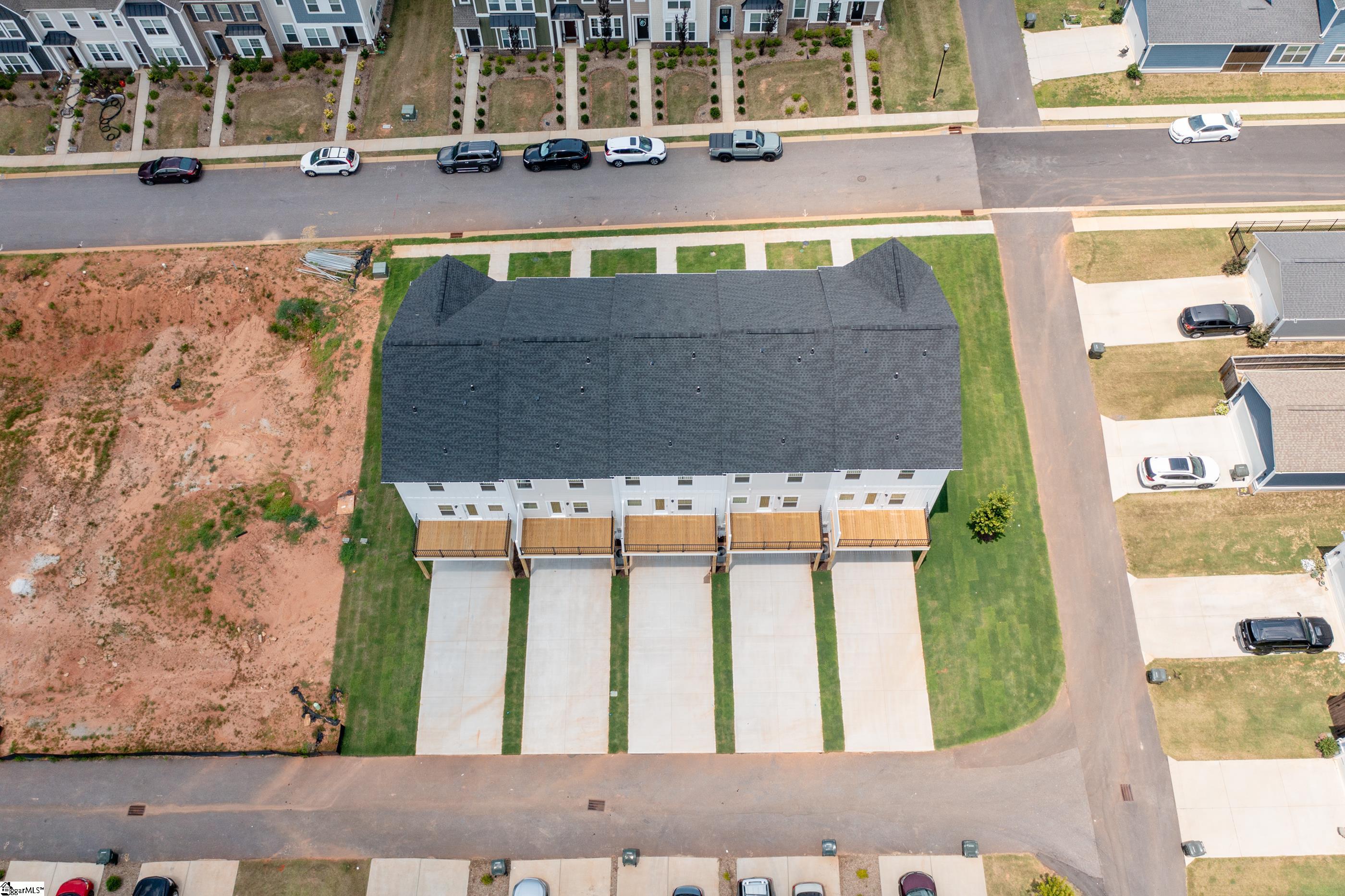 33 Leander Drive