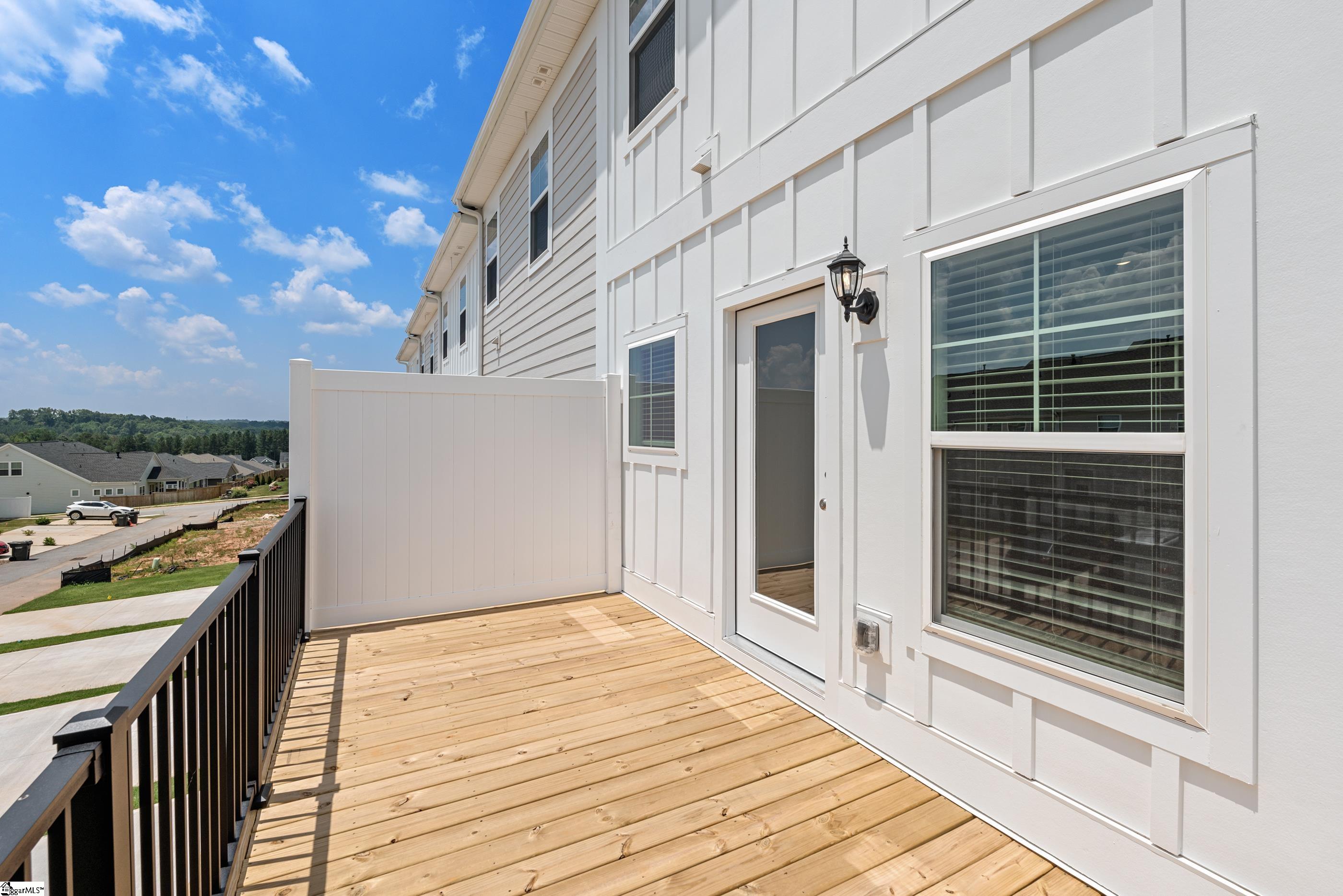 33 Leander Drive
