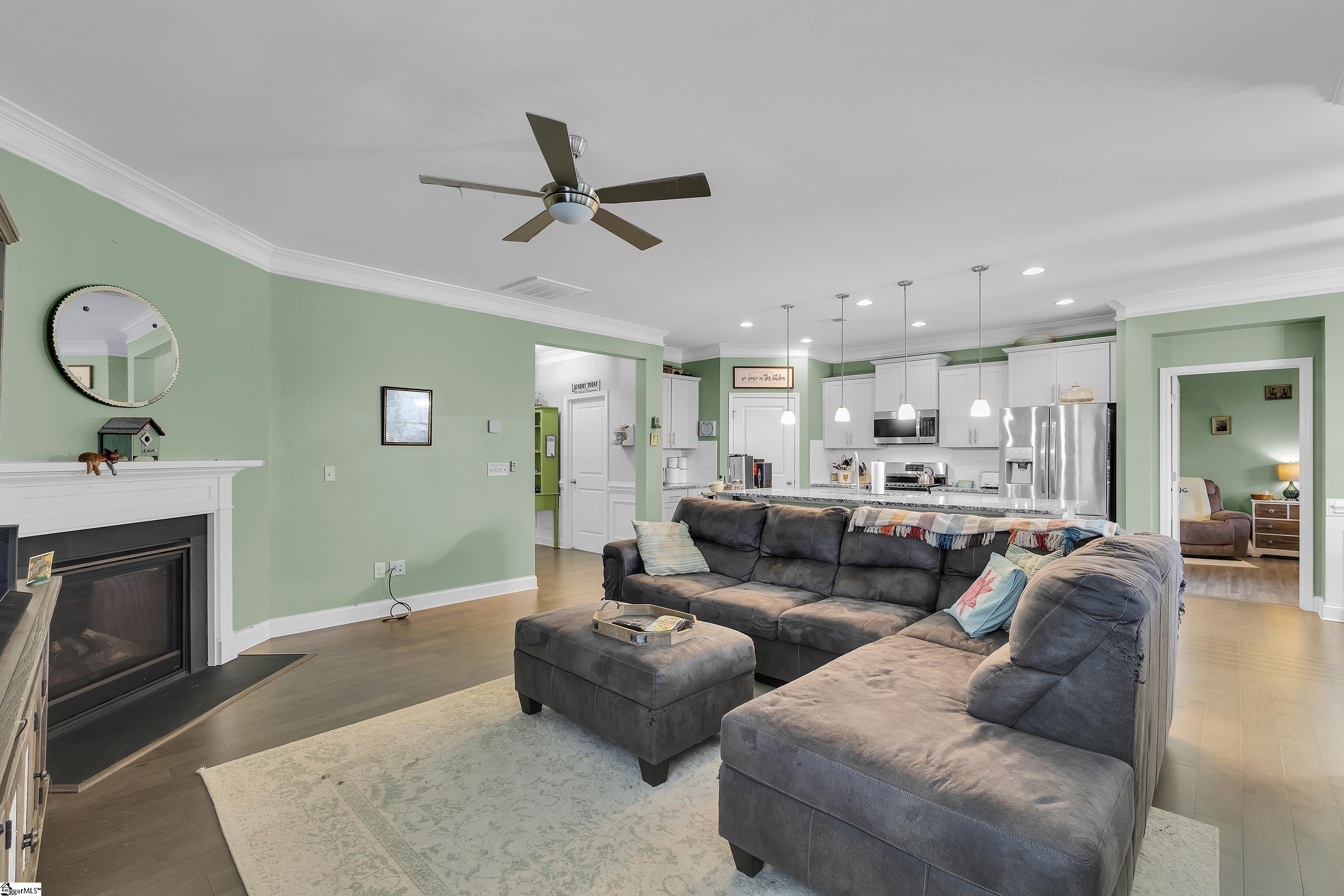 878 Deepwood Court