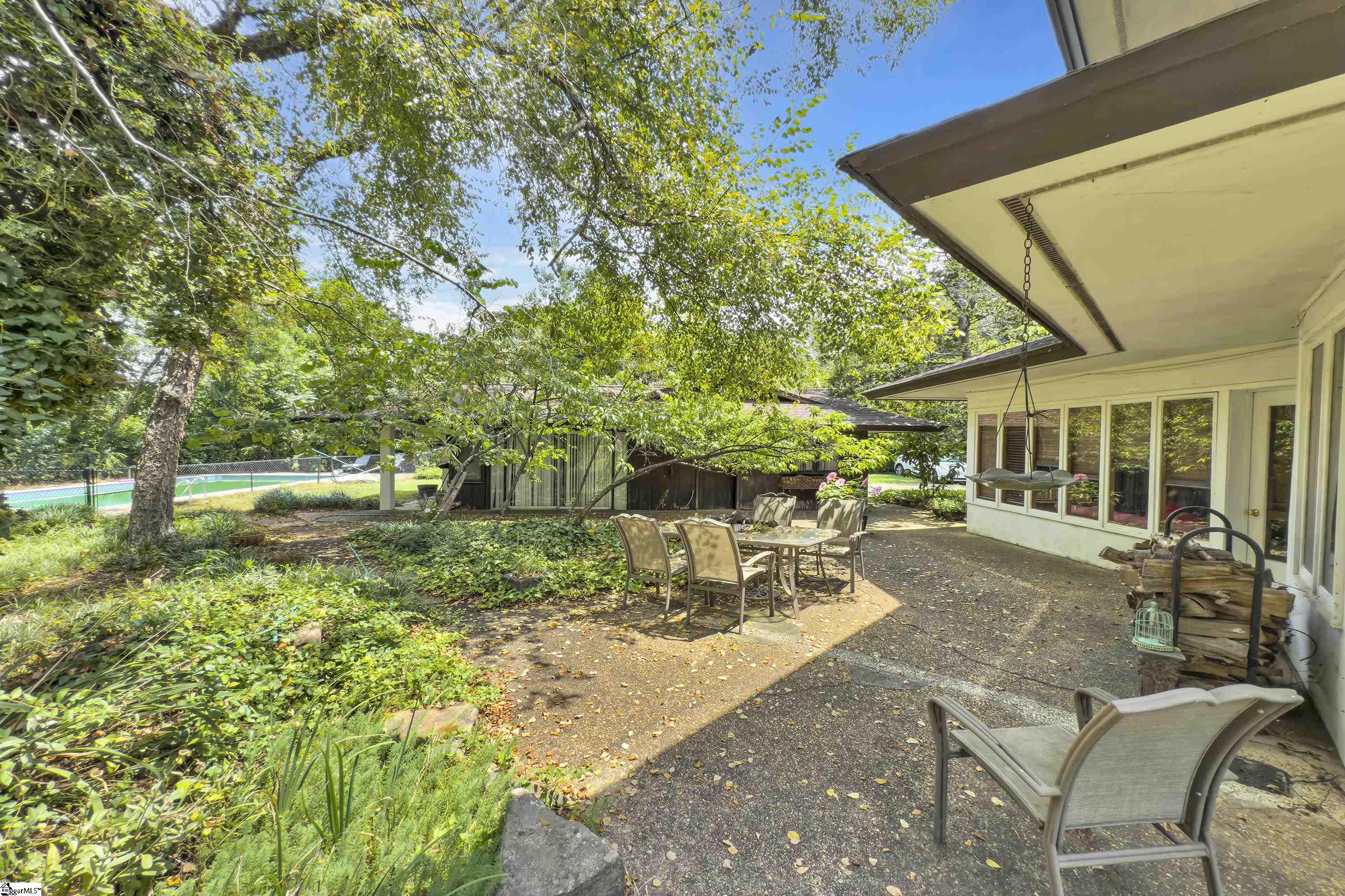 627 Pelham Road