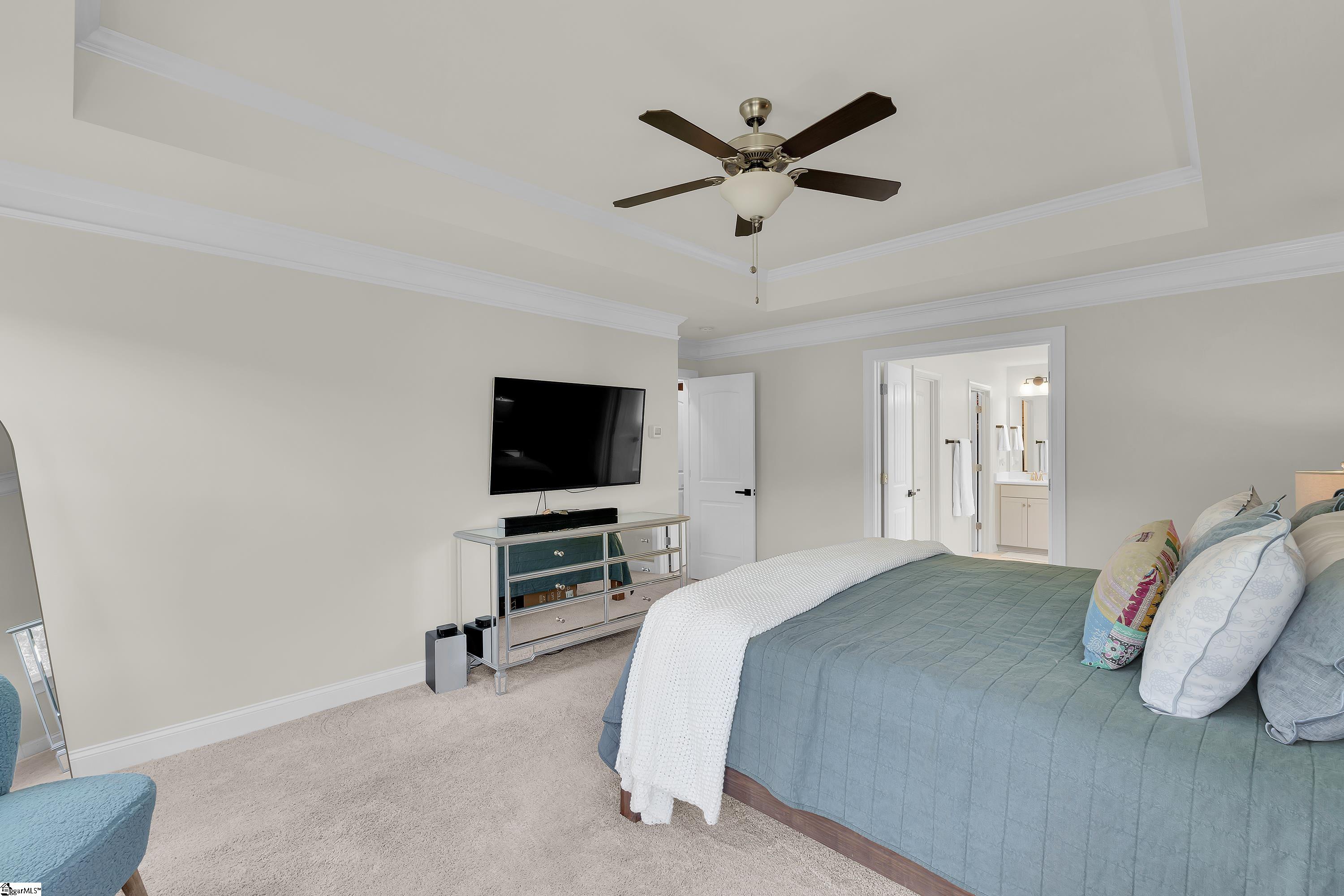 5 Foxbourne Way