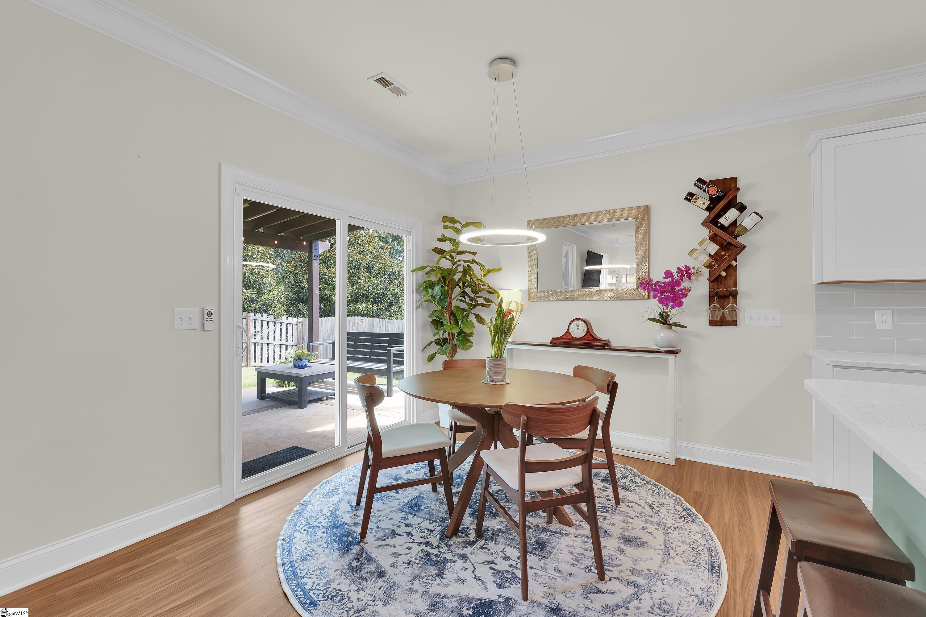 5 Foxbourne Way