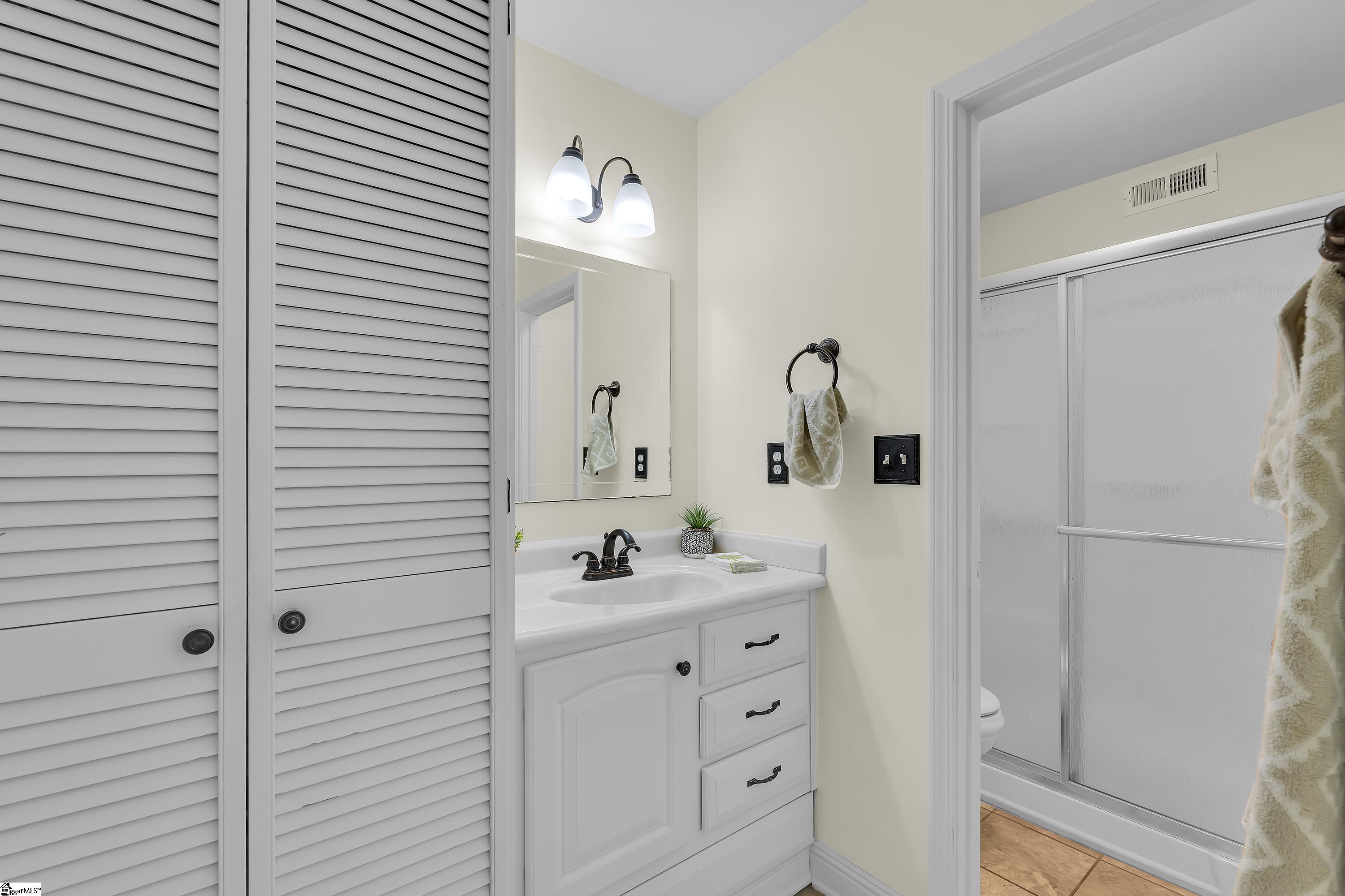 925 Cleveland Street Unit 235