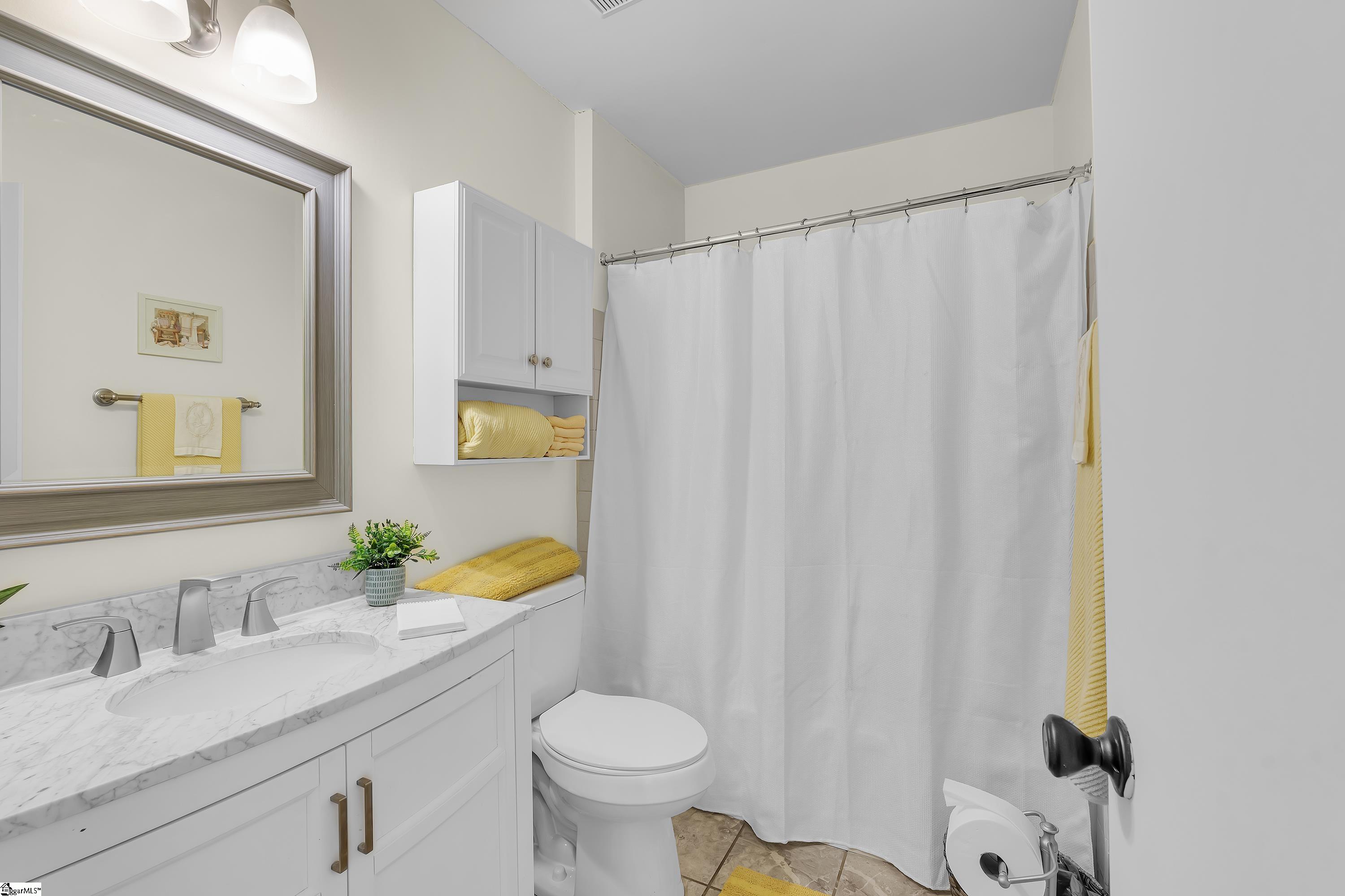 925 Cleveland Street Unit 235