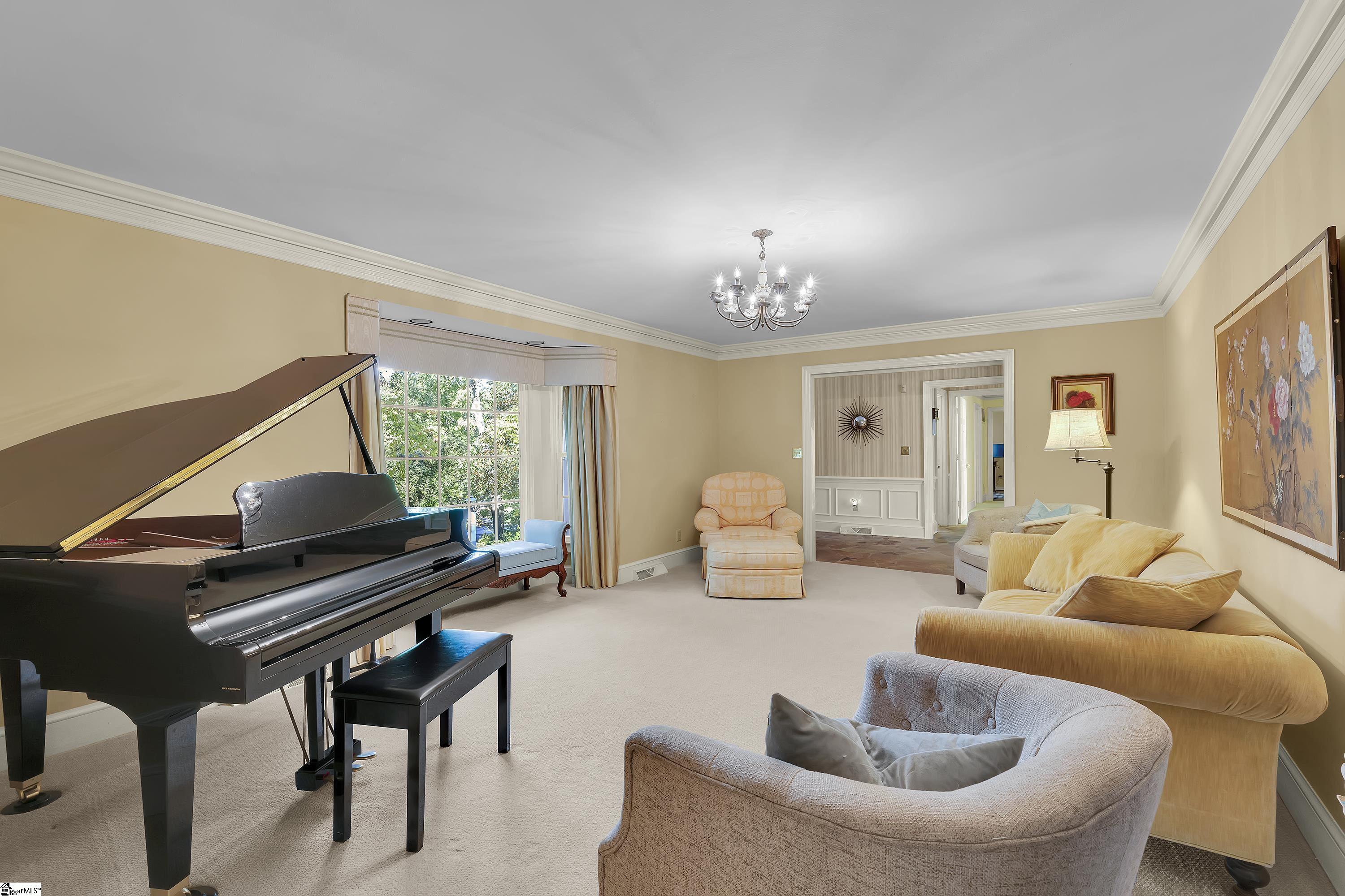 102 Graystone Road, Greenville