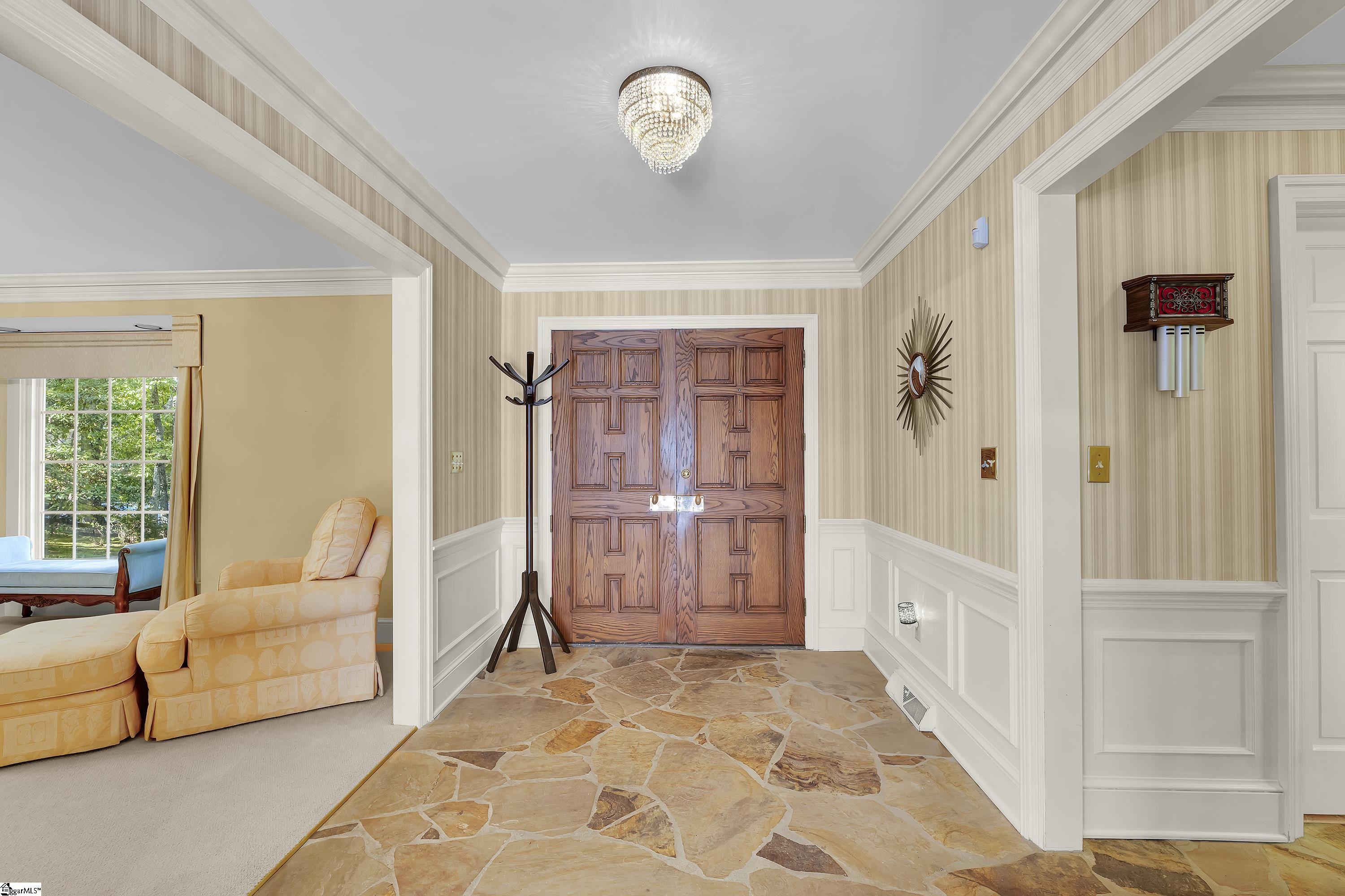 102 Graystone Road, Greenville