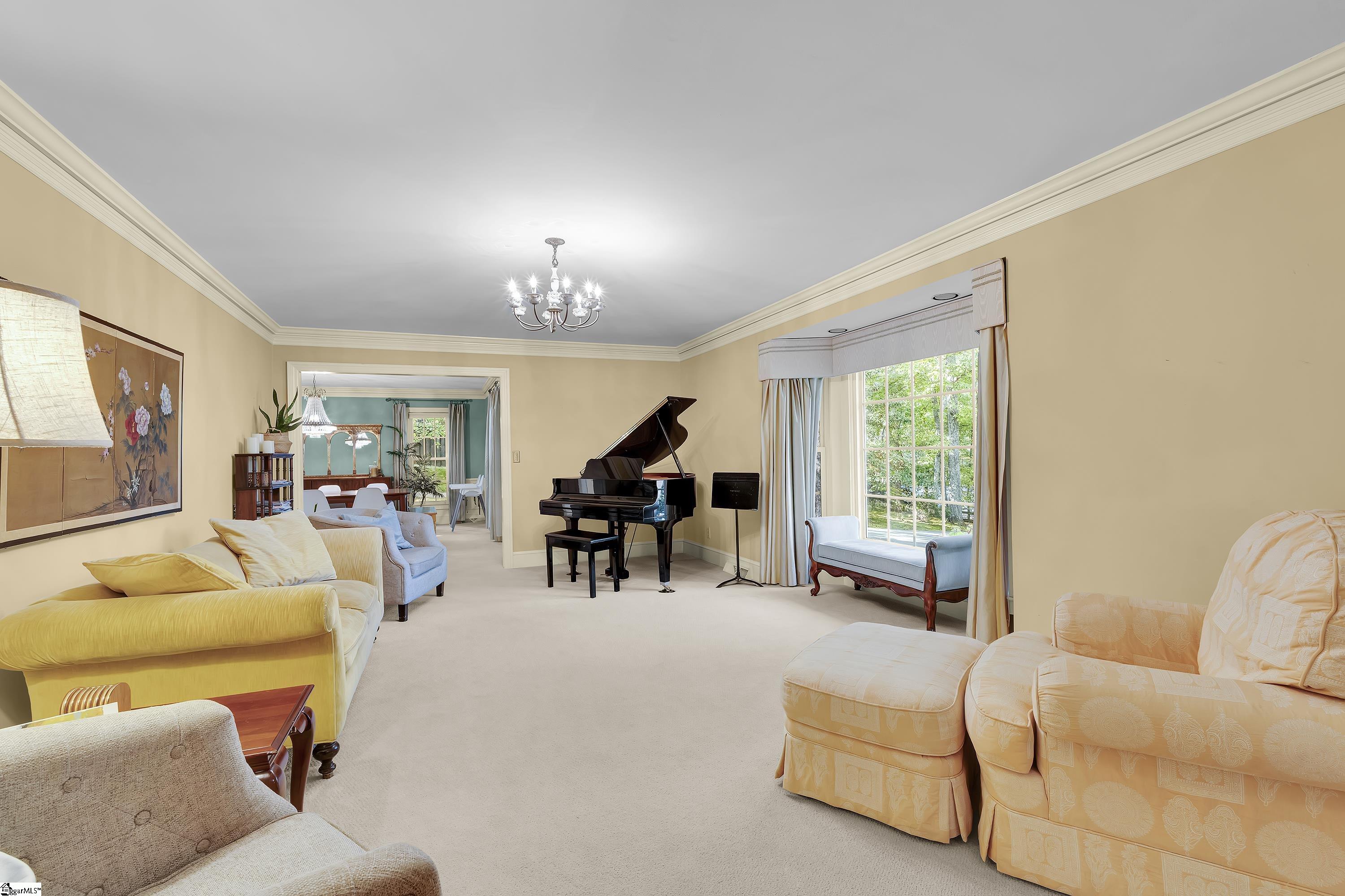 102 Graystone Road, Greenville