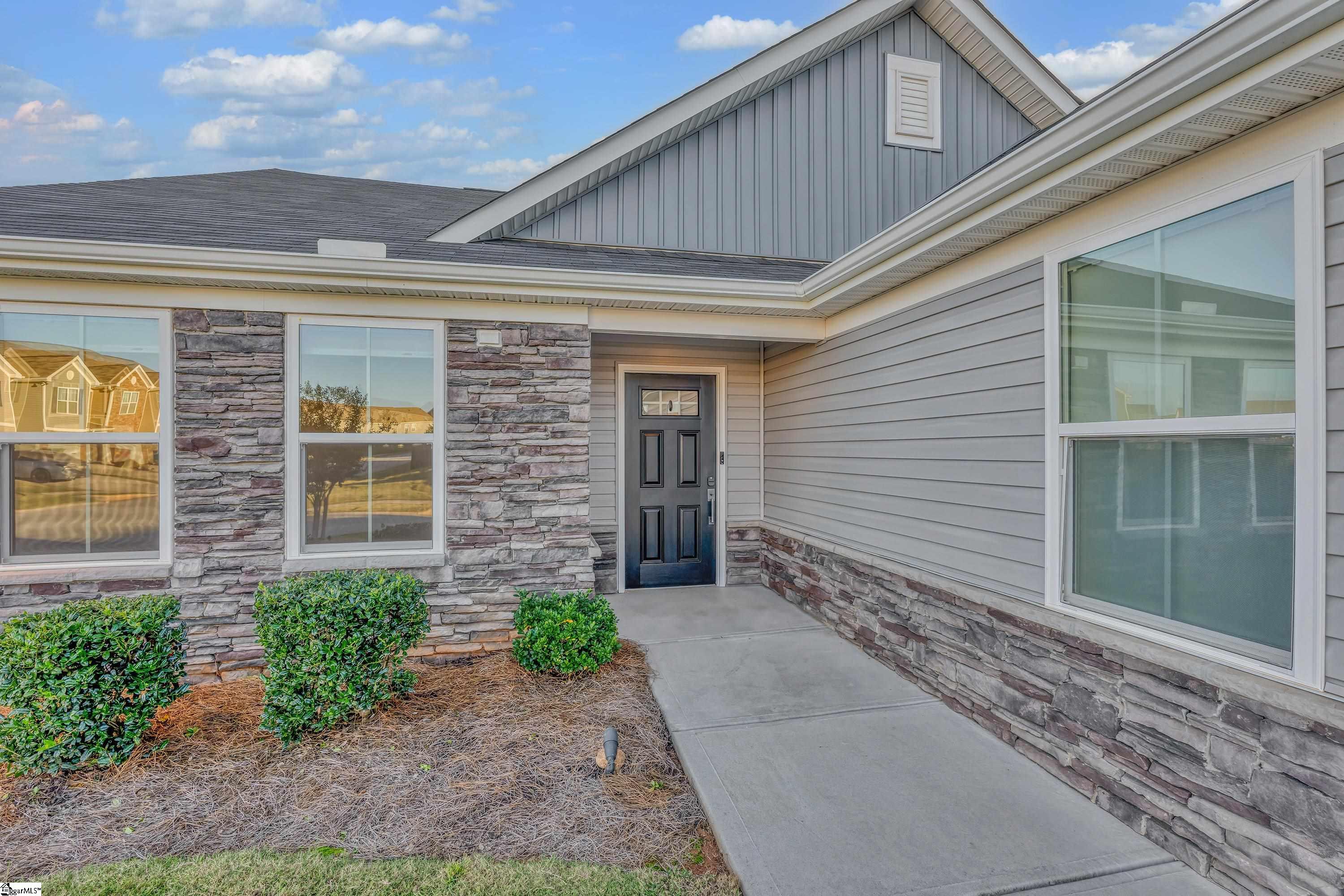 803 Shady Oak Court, Boiling Springs