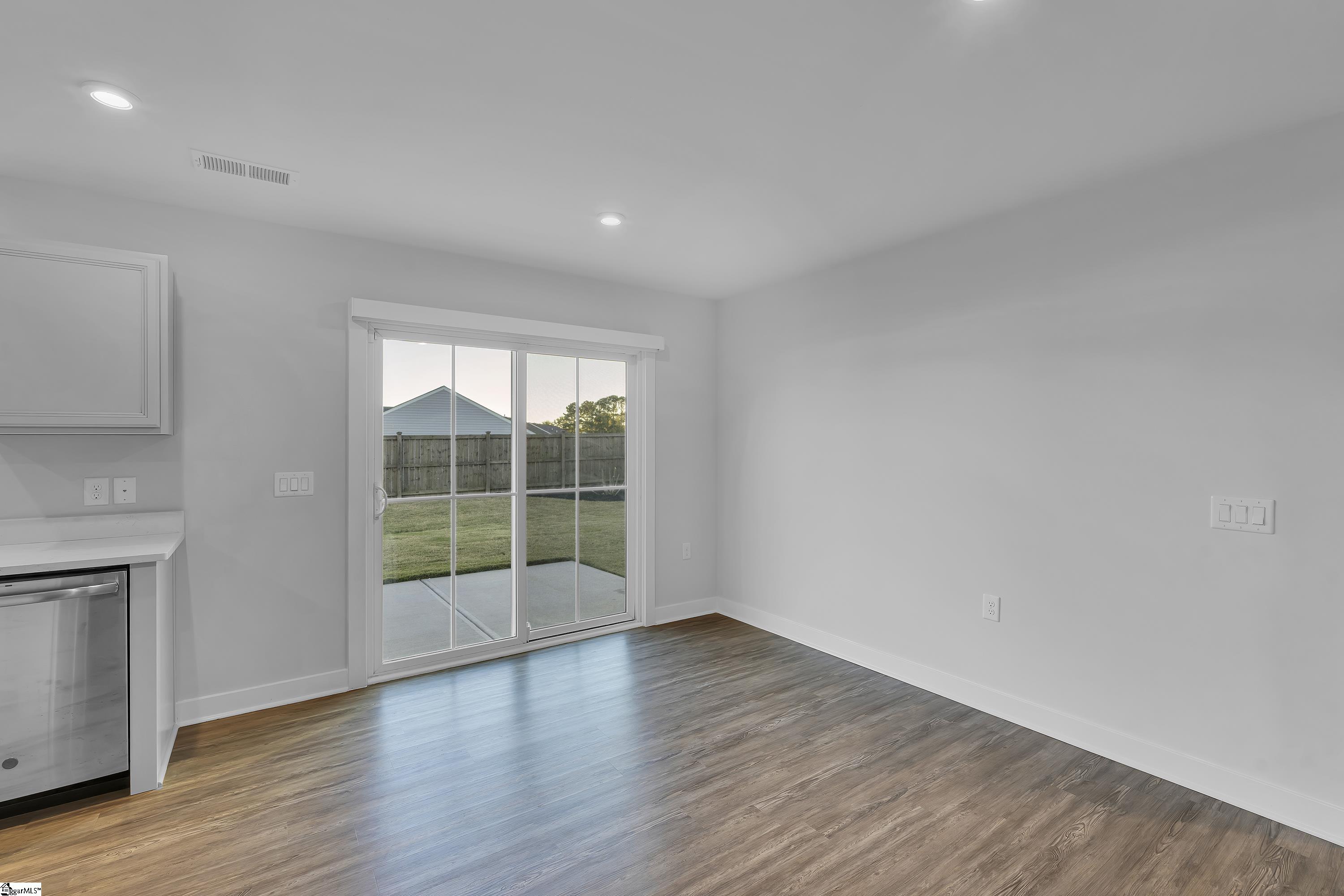 803 Shady Oak Court, Boiling Springs