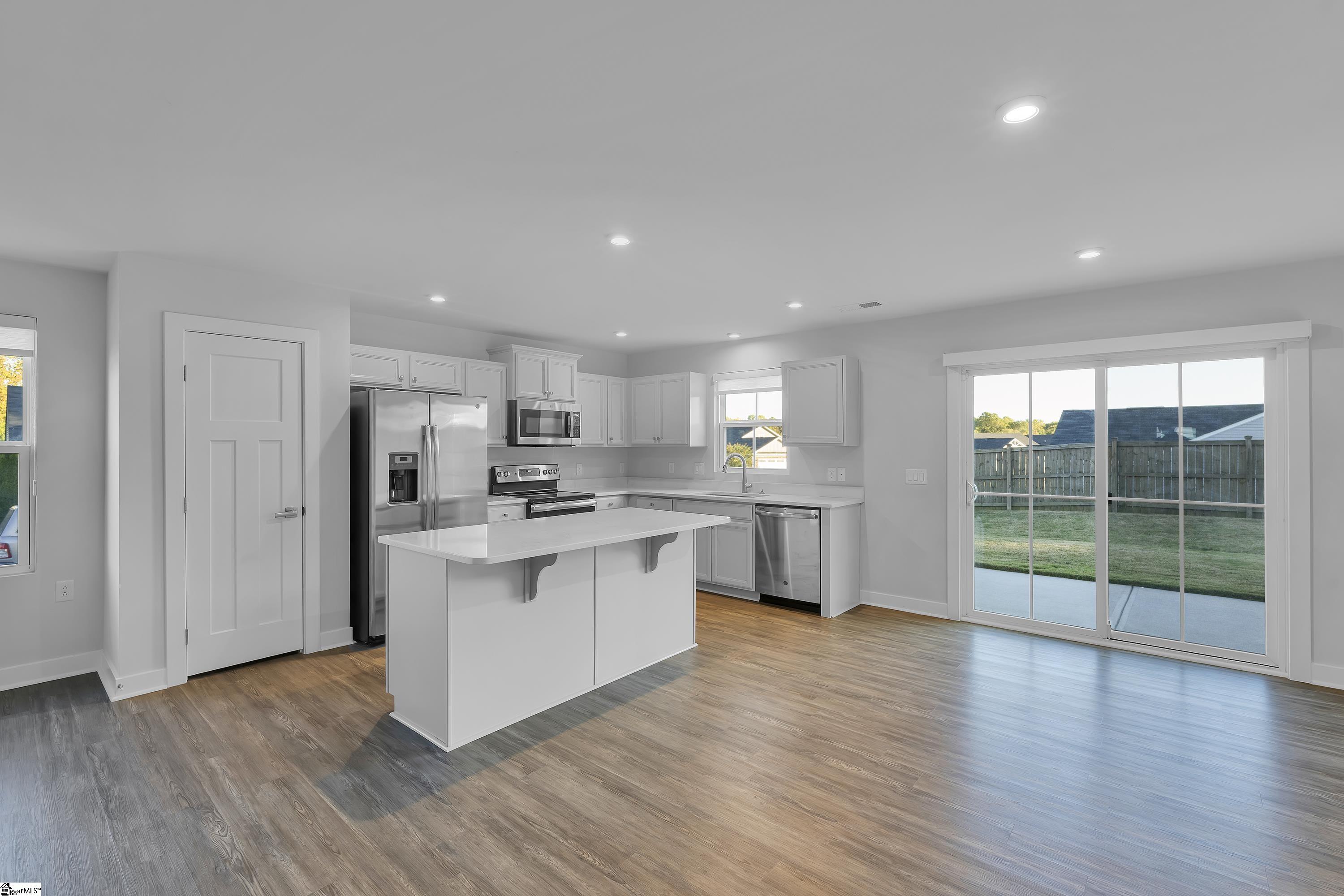 803 Shady Oak Court, Boiling Springs