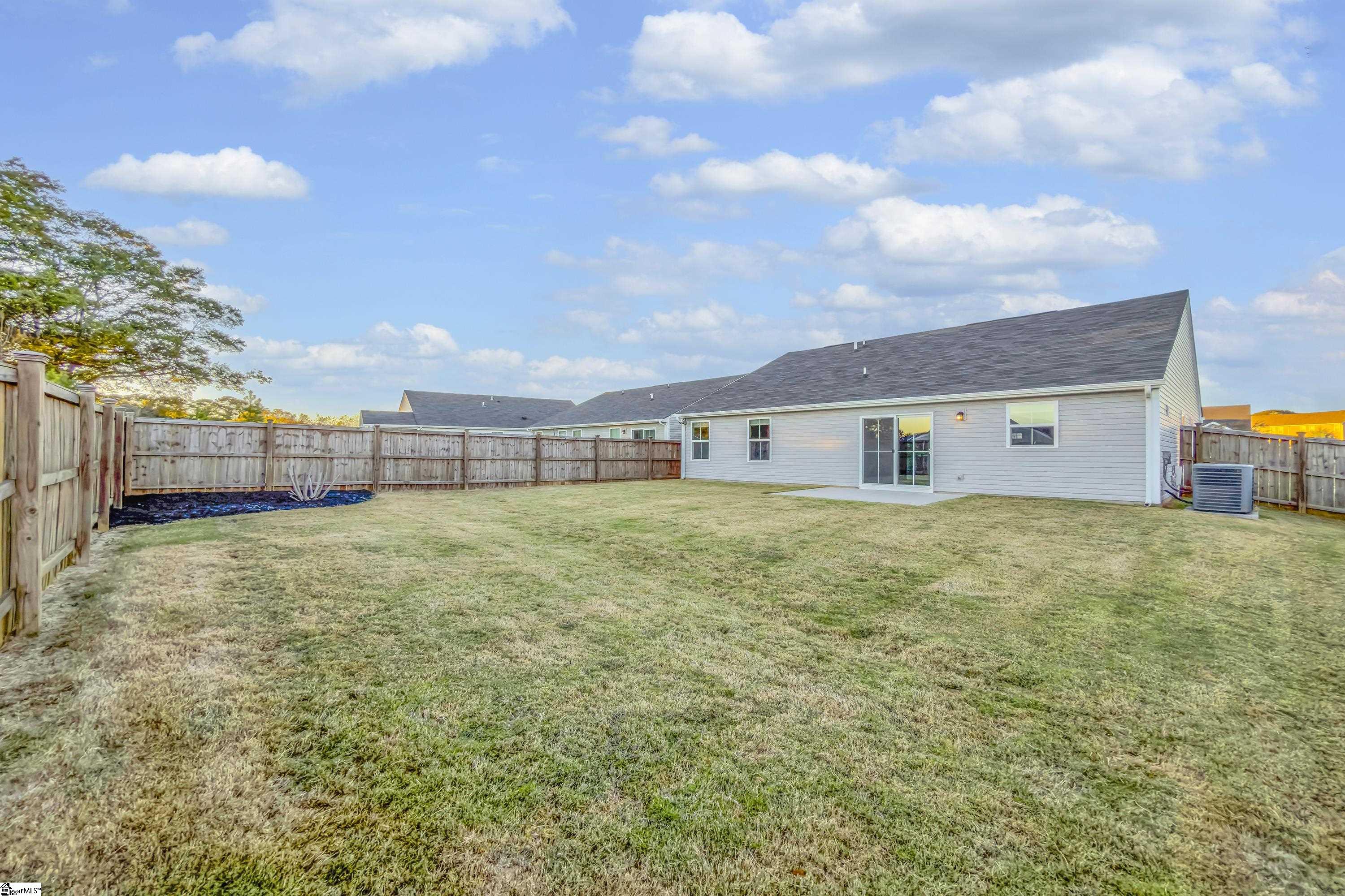 803 Shady Oak Court, Boiling Springs