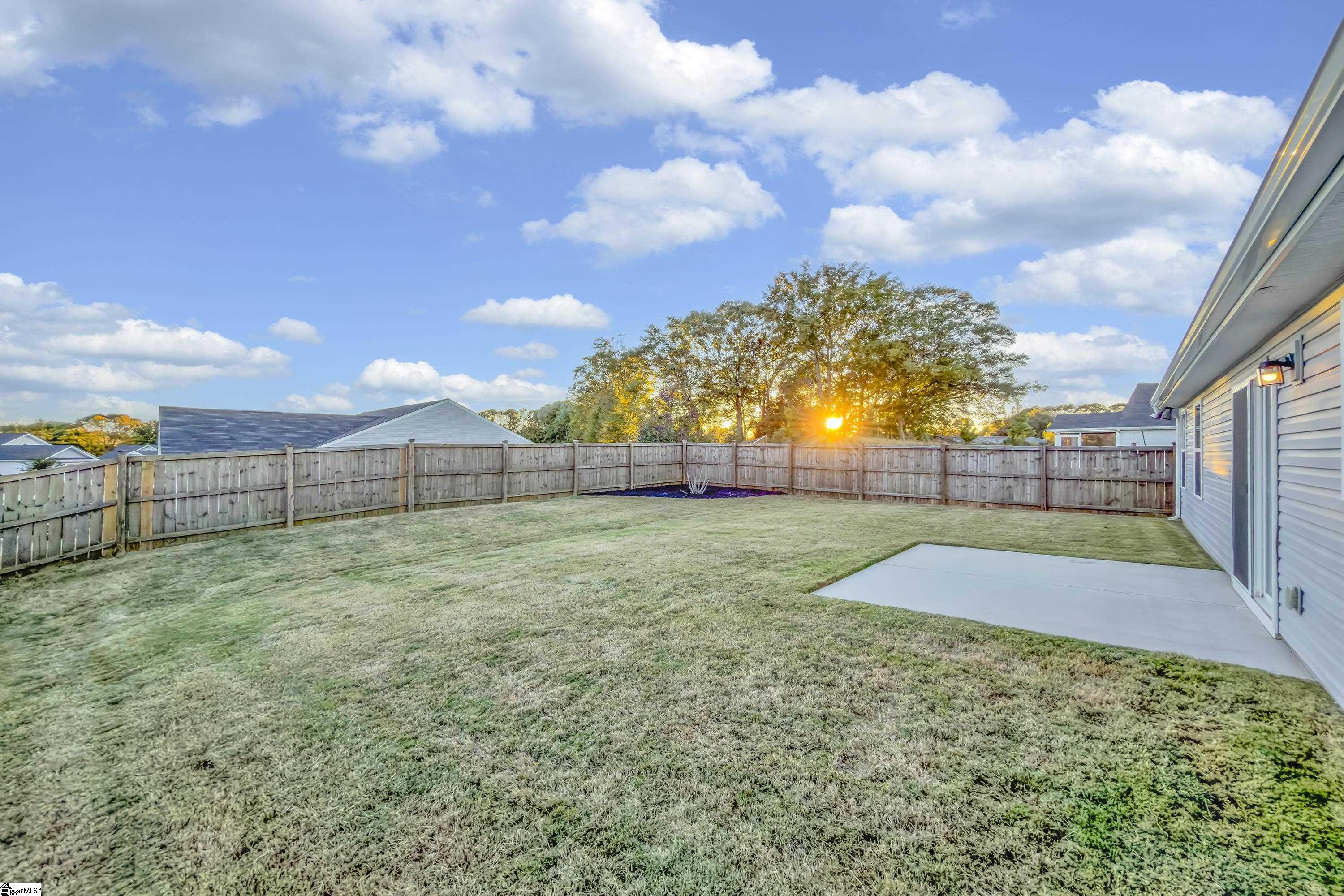 803 Shady Oak Court, Boiling Springs