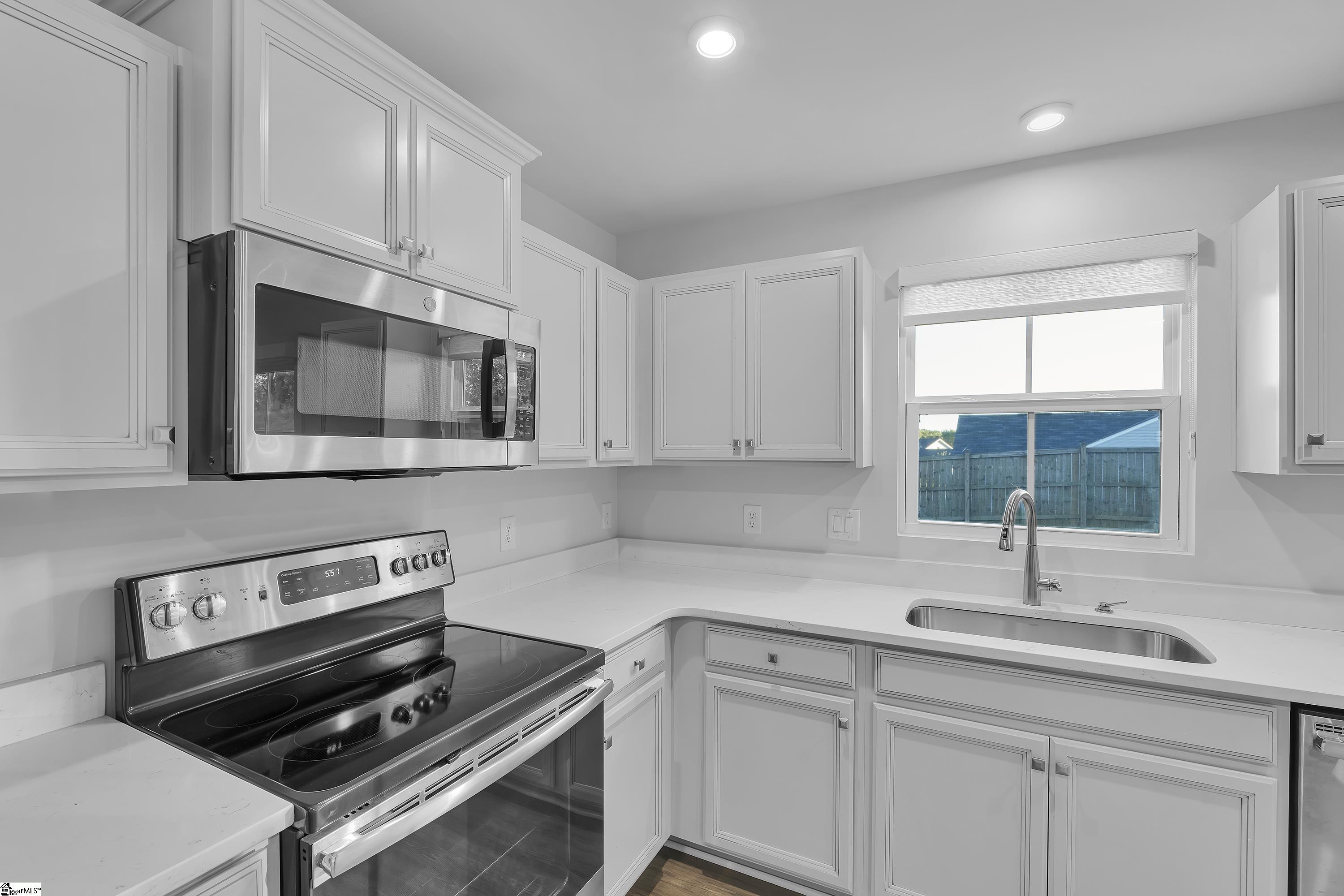 803 Shady Oak Court, Boiling Springs