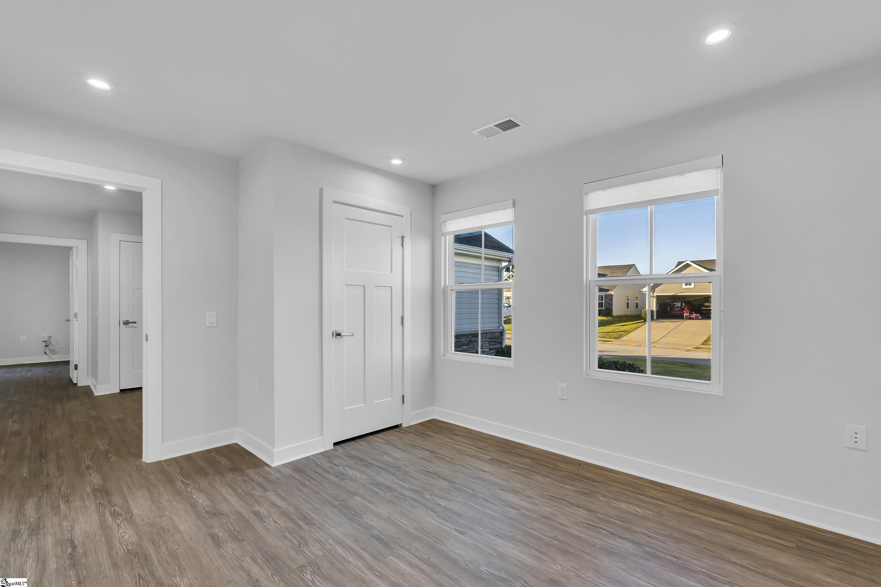 803 Shady Oak Court, Boiling Springs