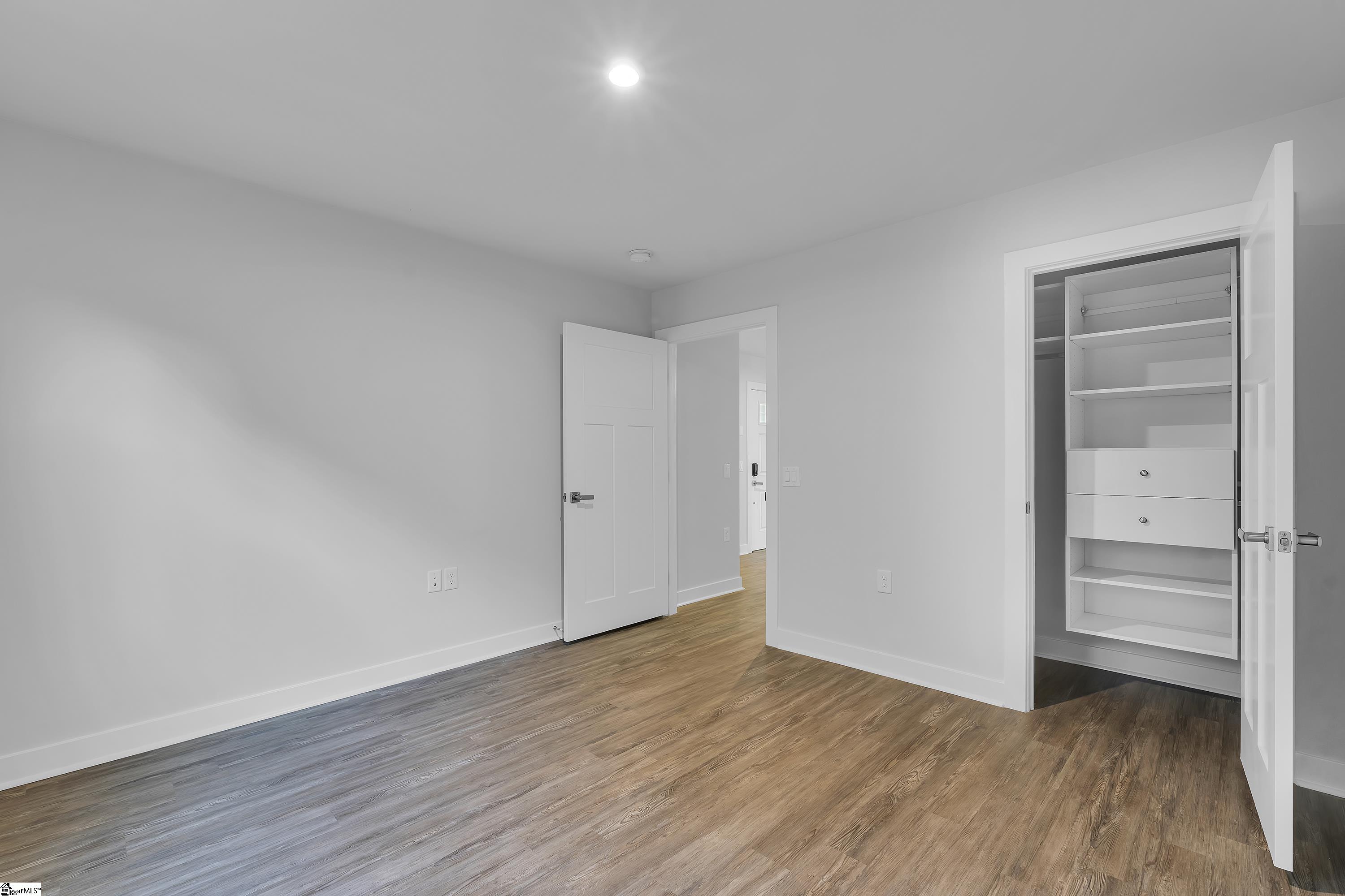 803 Shady Oak Court, Boiling Springs