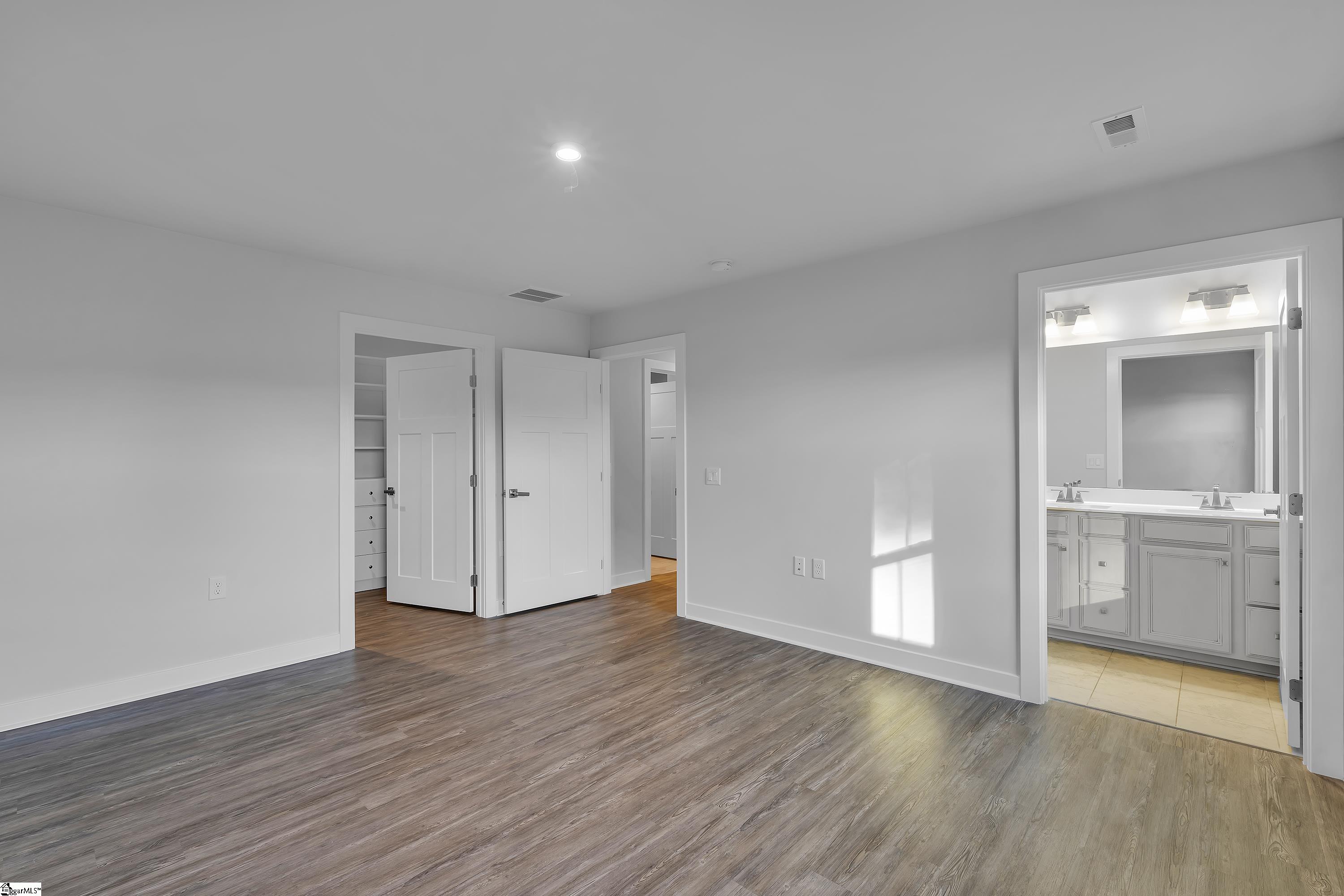 803 Shady Oak Court, Boiling Springs