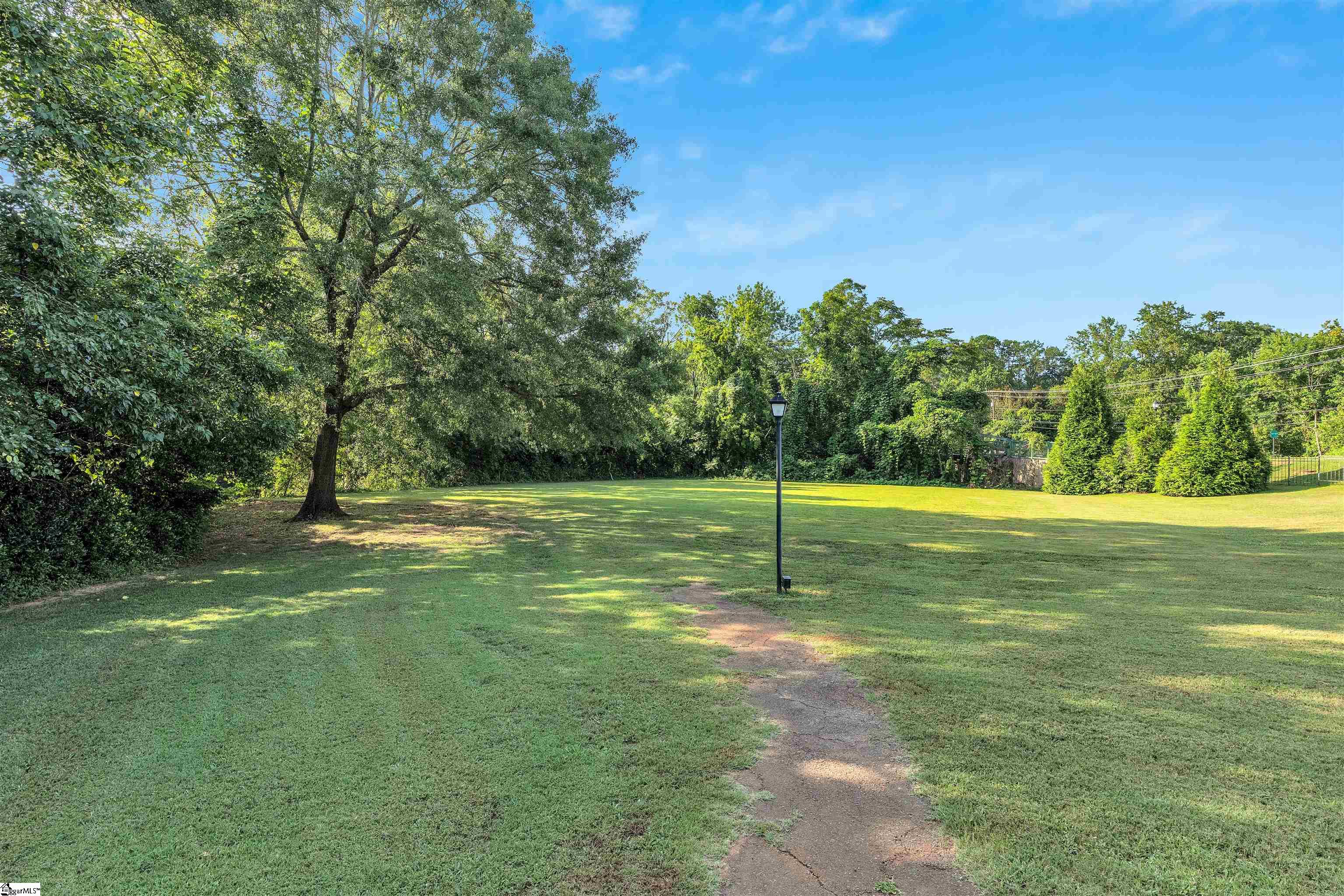 925 Cleveland Street Unit 235, Greenville Unit: Unit 235