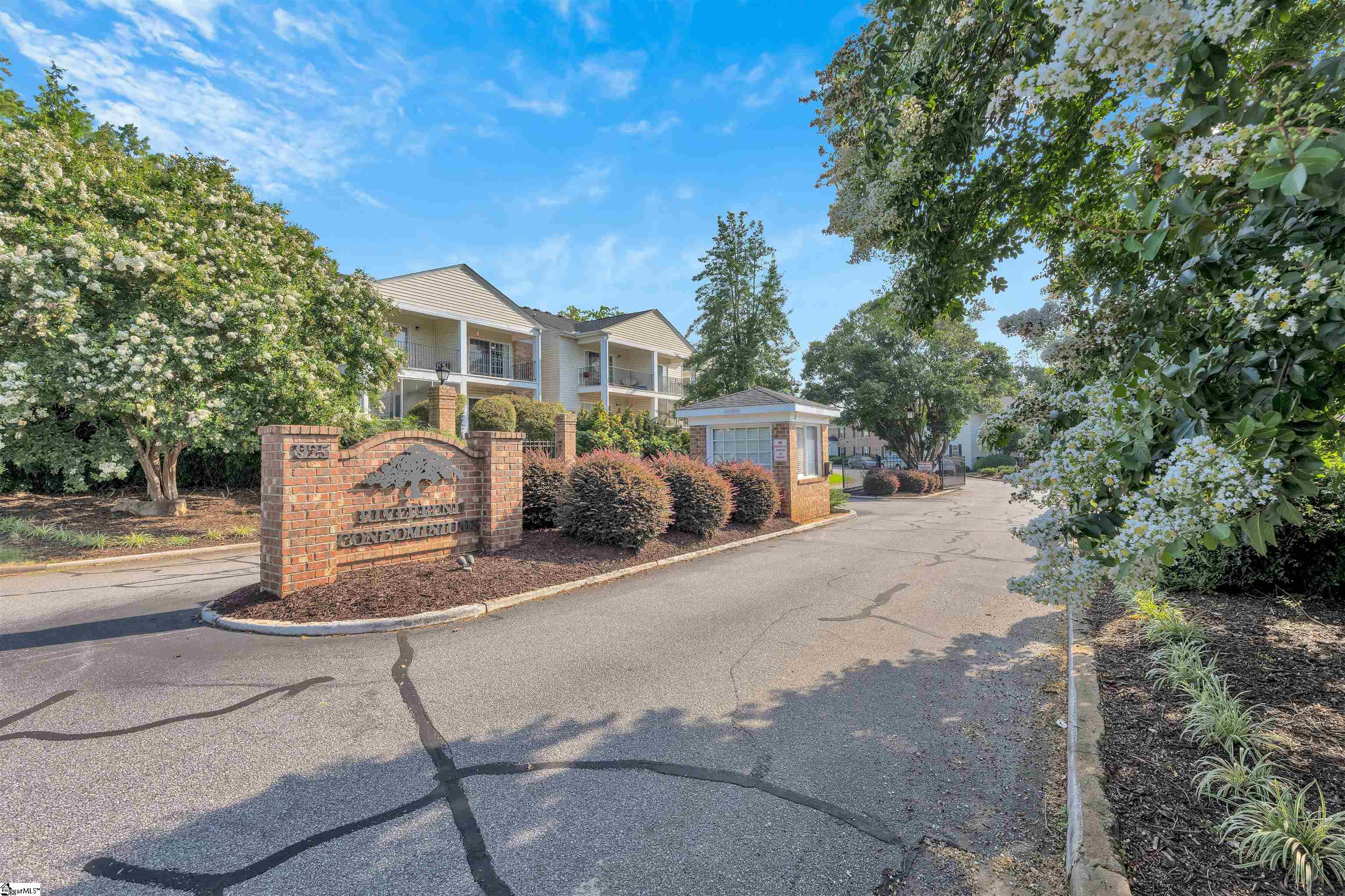 925 Cleveland Street Unit 235, Greenville Unit: Unit 235