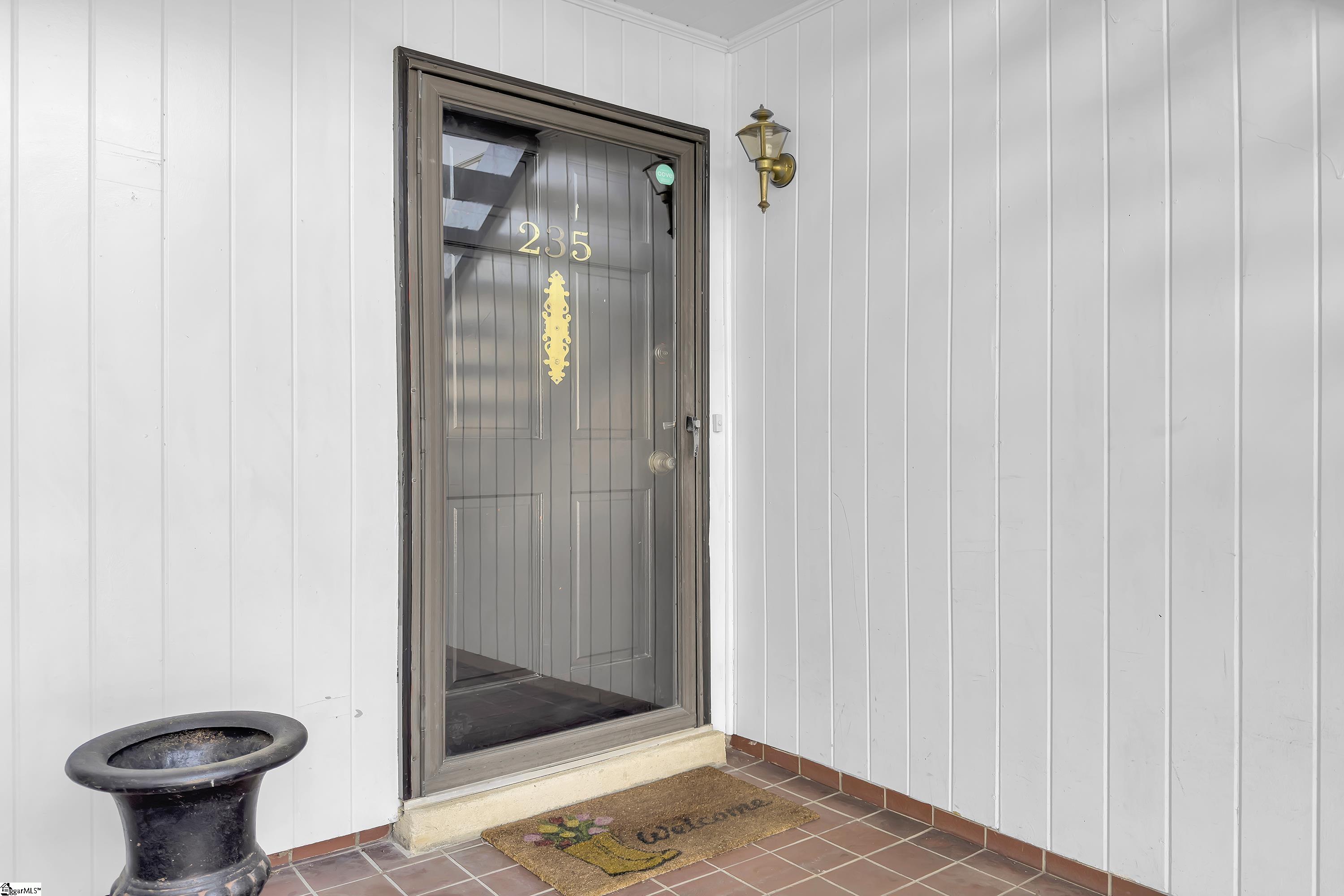 925 Cleveland Street Unit 235, Greenville Unit: Unit 235