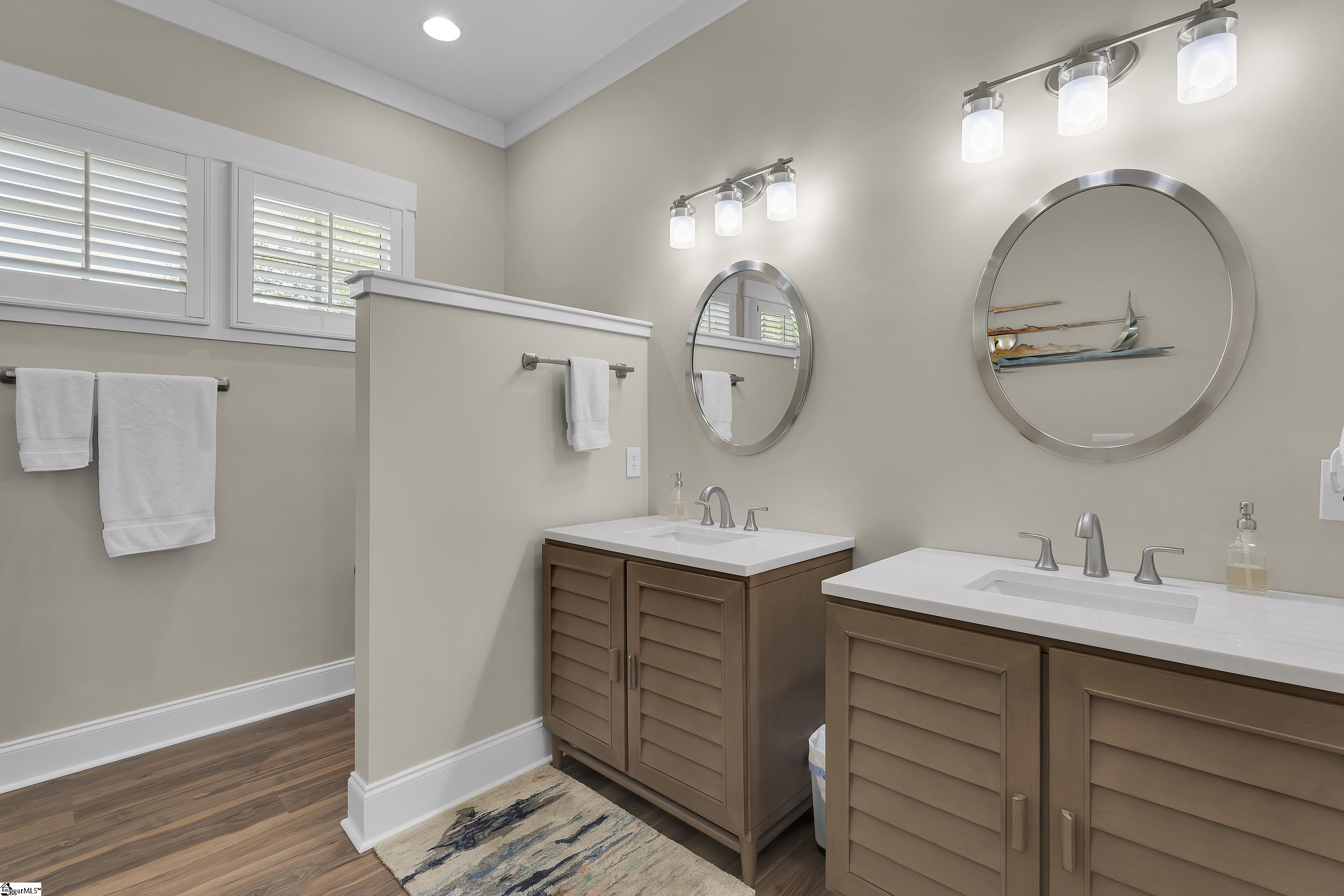 106 West Park Avenue Unit B