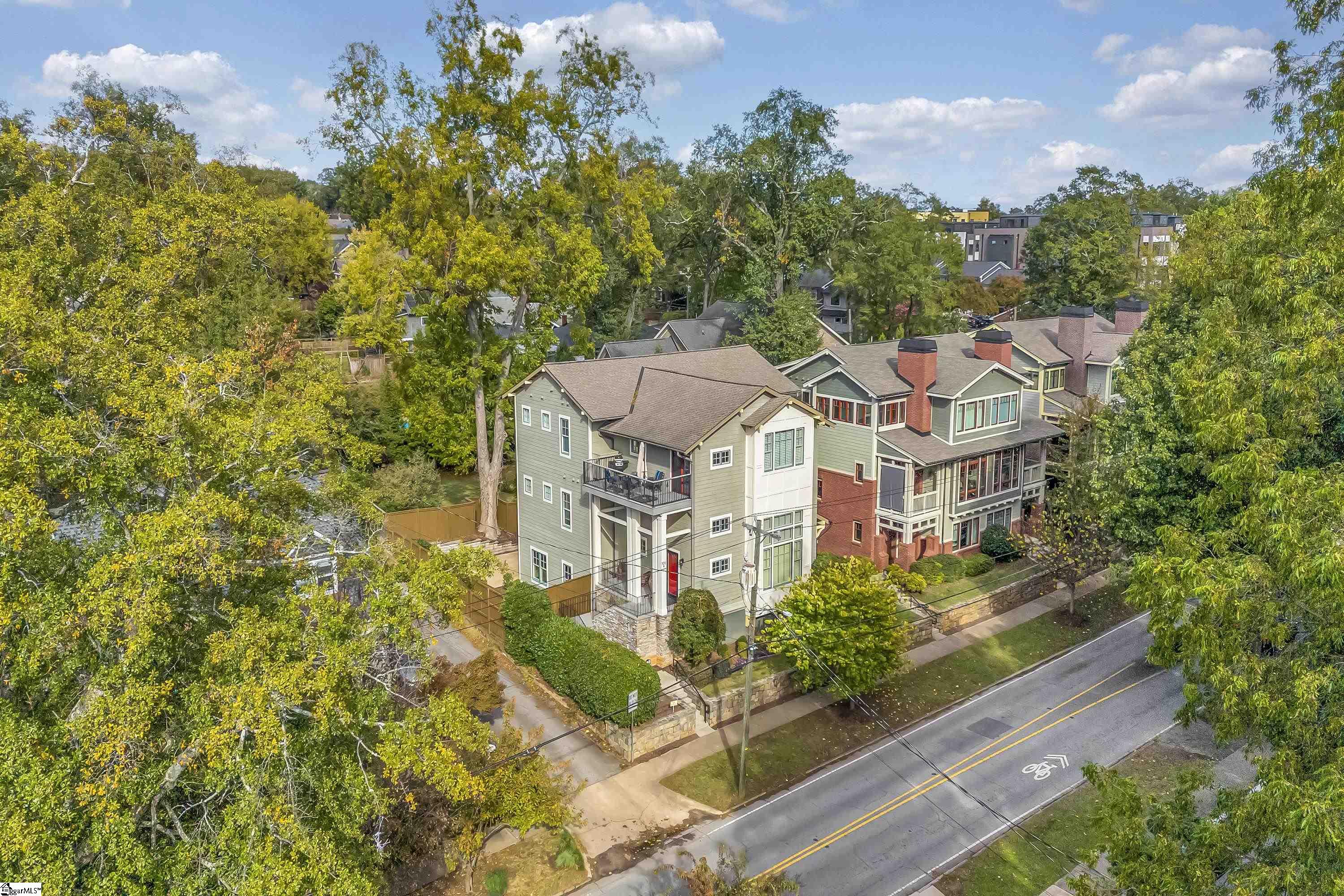 106 West Park Avenue Unit B