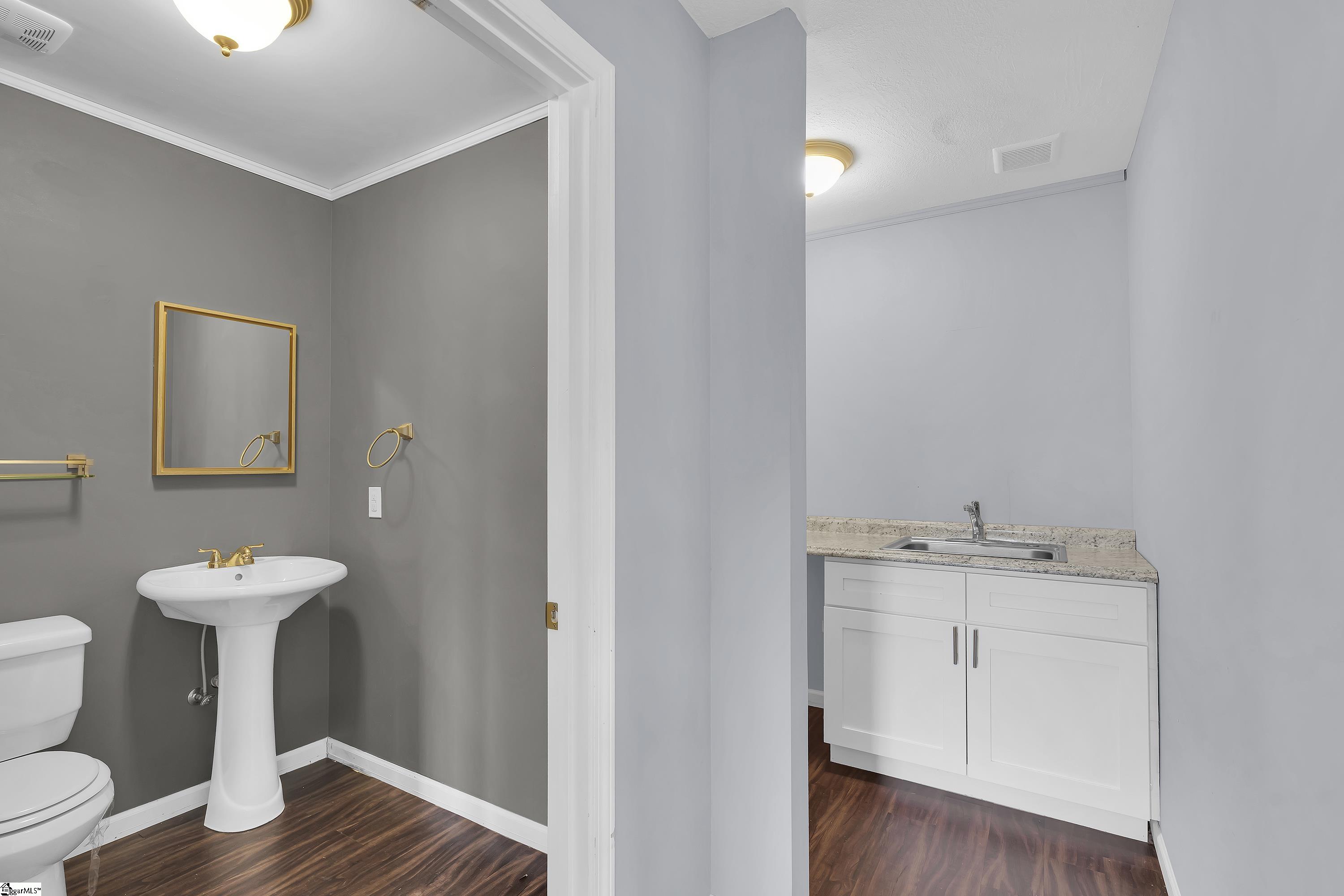 203 Roper Mountain Rd Extension