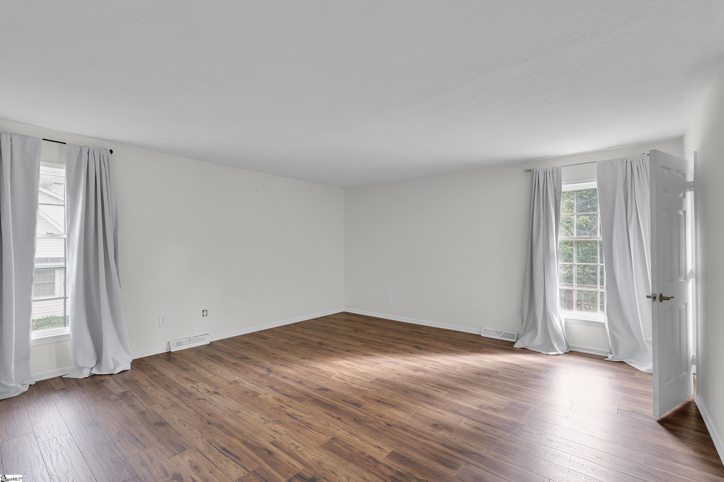 203 Roper Mountain Rd Extension