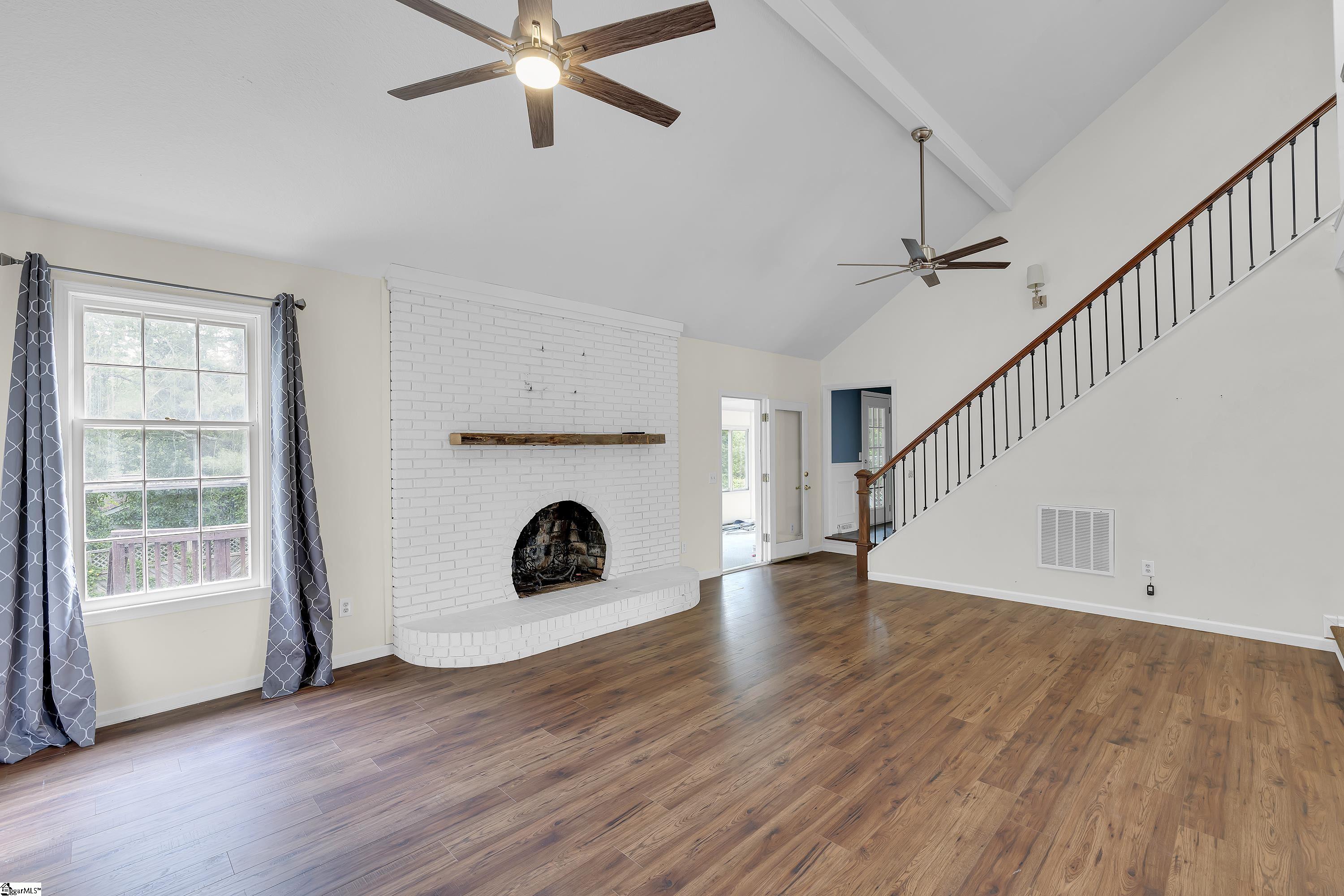 203 Roper Mountain Rd Extension