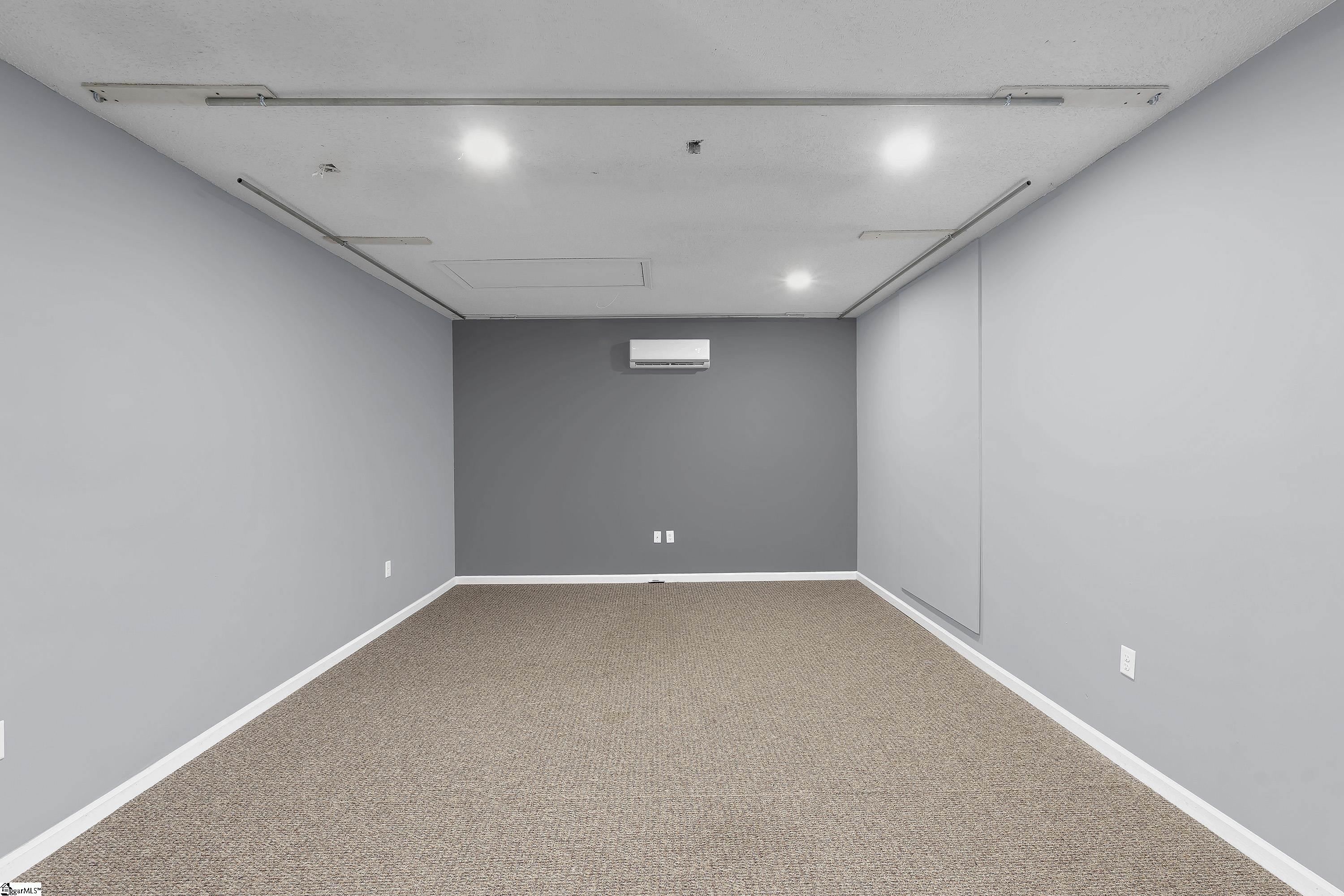 203 Roper Mountain Rd Extension