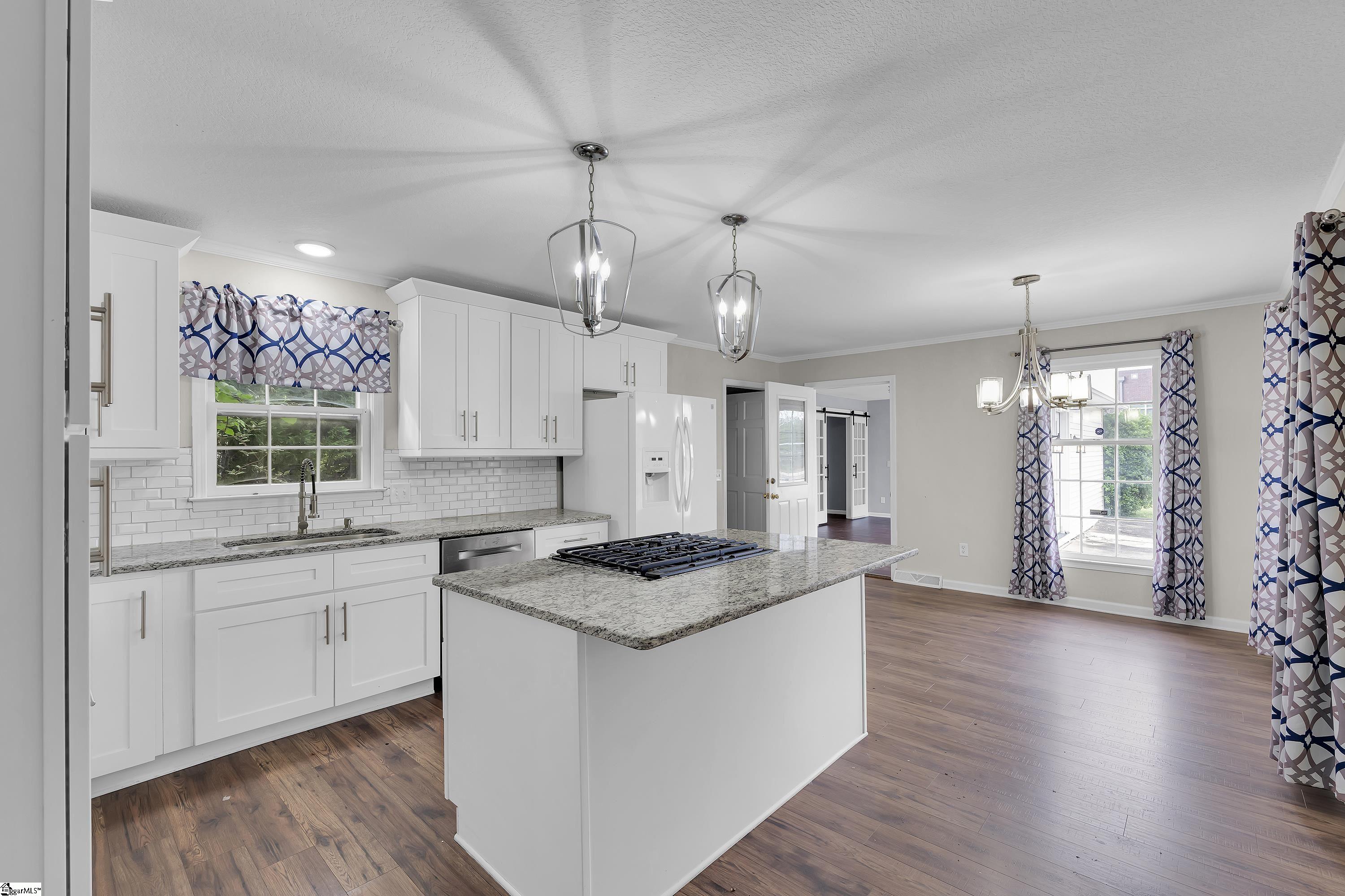 203 Roper Mountain Rd Extension