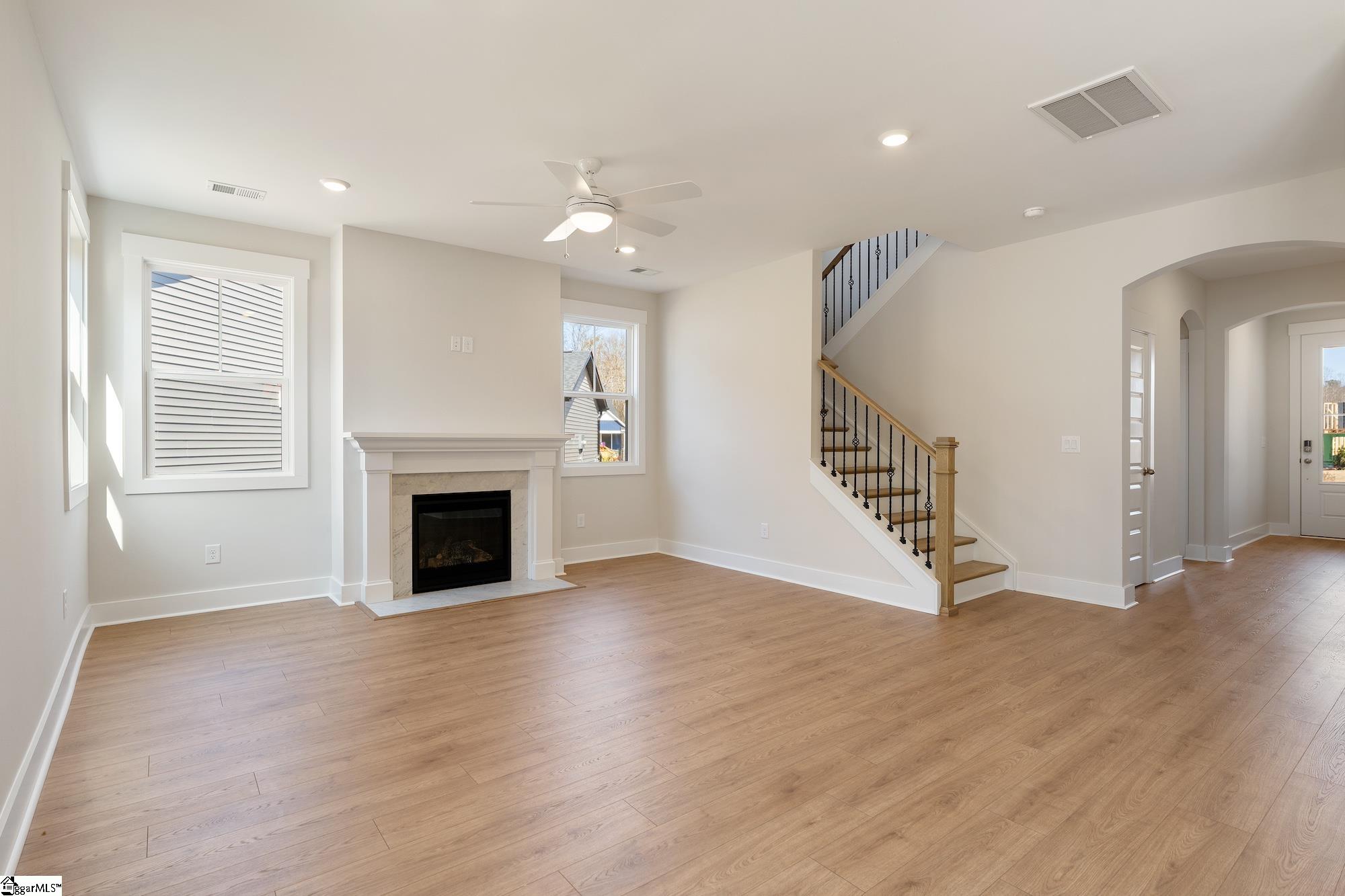 241 Creekside Circle