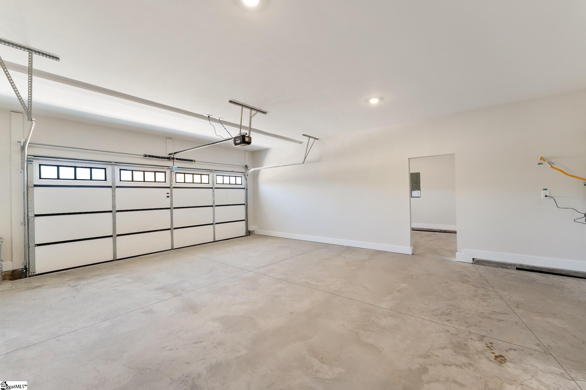 241 Creekside Circle