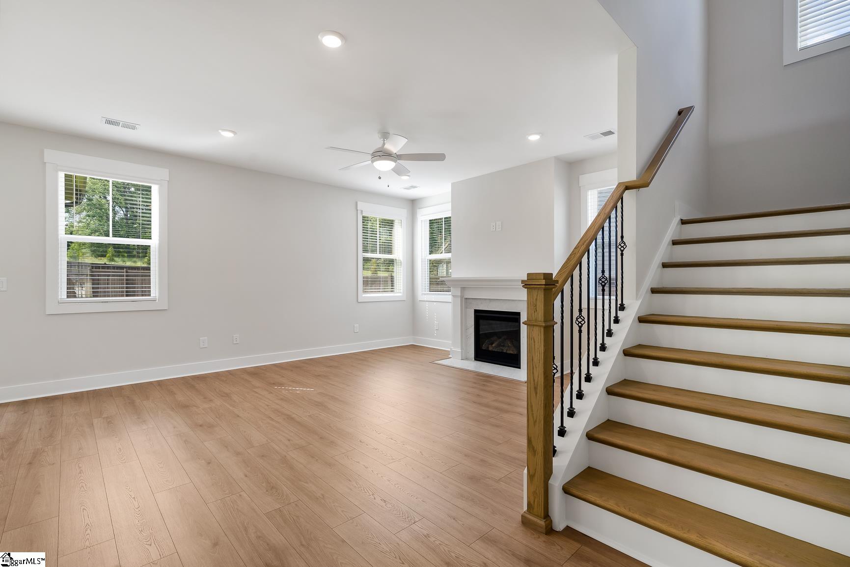 241 Creekside Circle