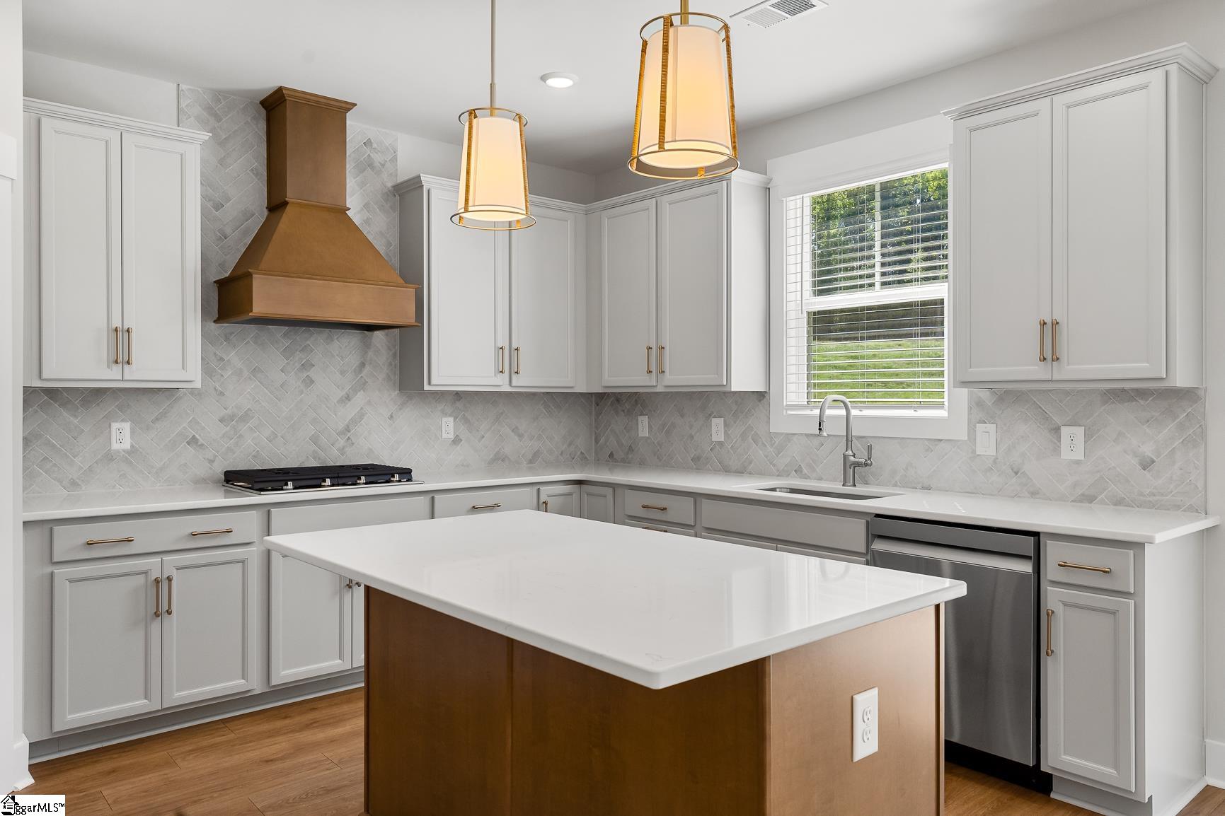 241 Creekside Circle