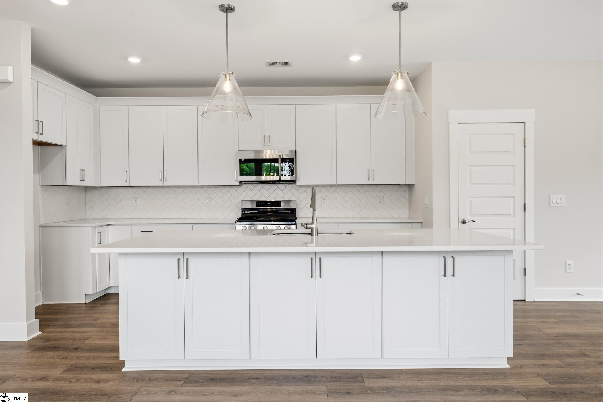 232 Creekside Circle