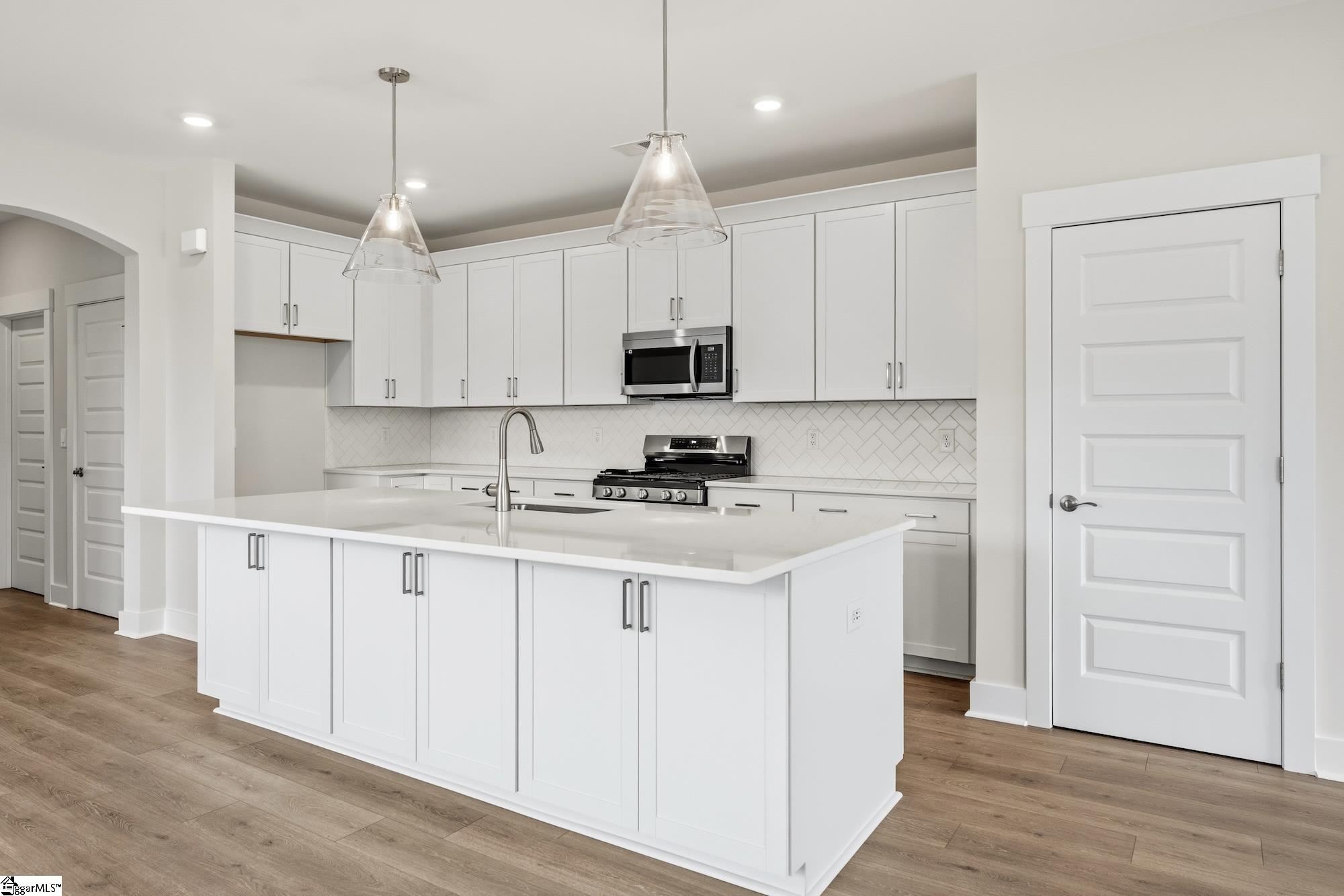 232 Creekside Circle