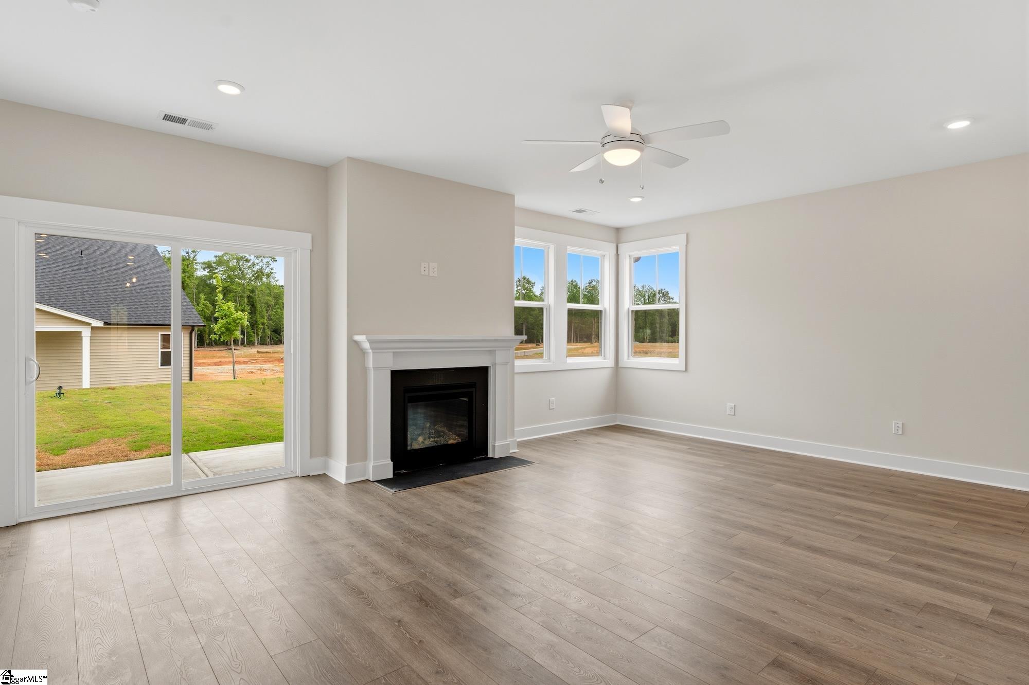 232 Creekside Circle