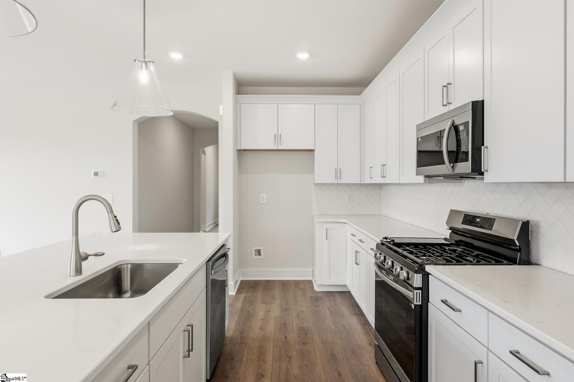 232 Creekside Circle