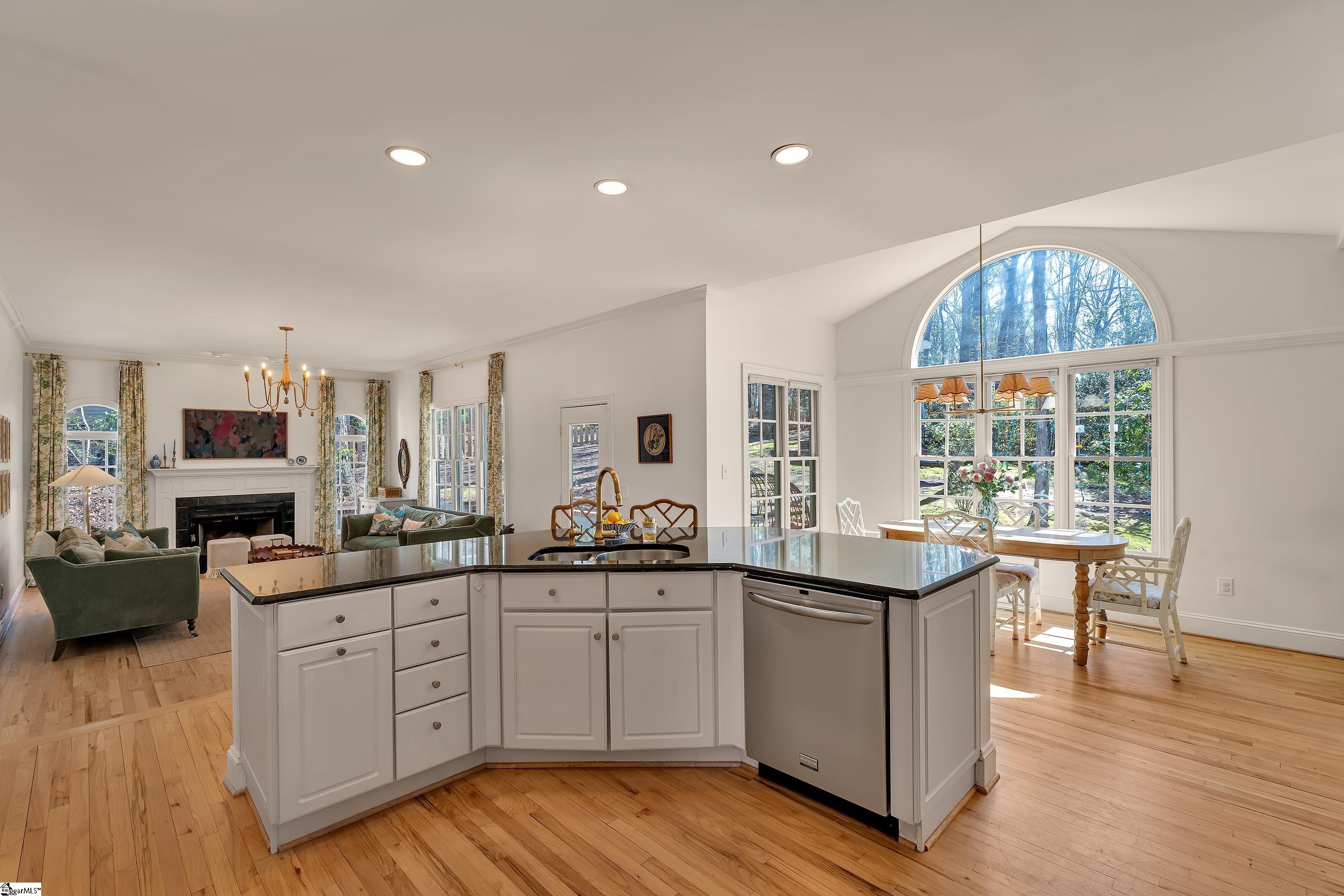 156 Circle Slope Drive