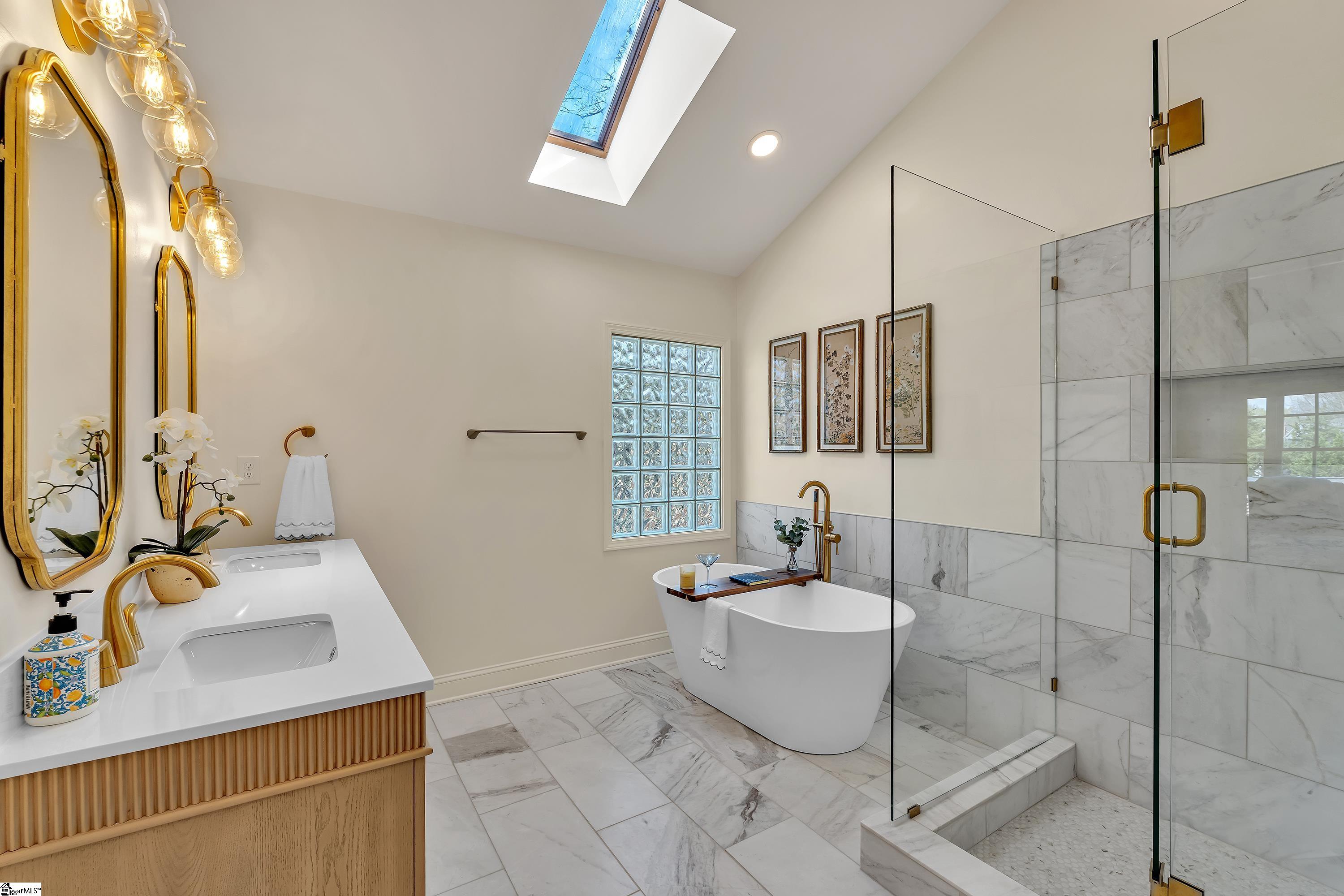 156 Circle Slope Drive