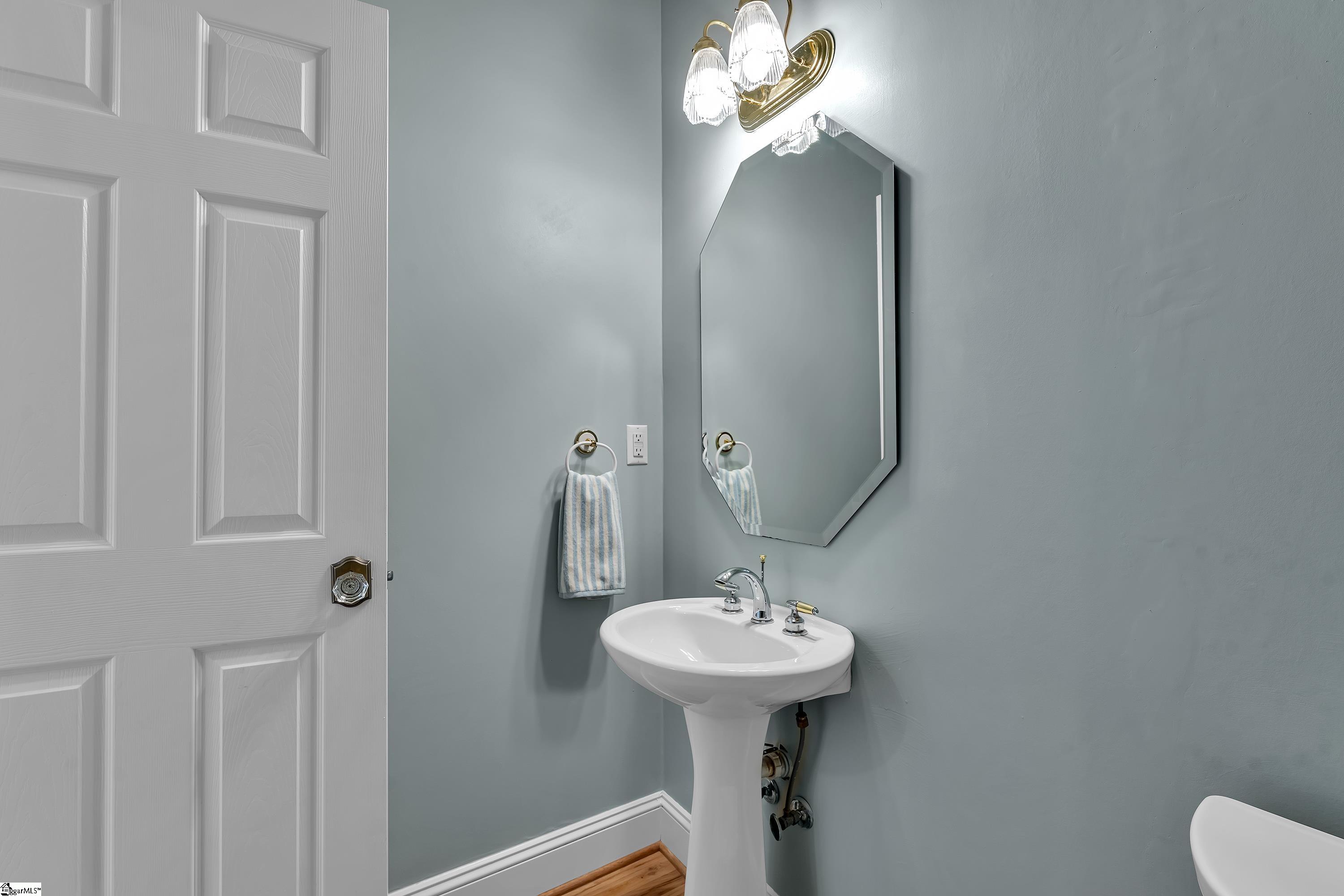 156 Circle Slope Drive