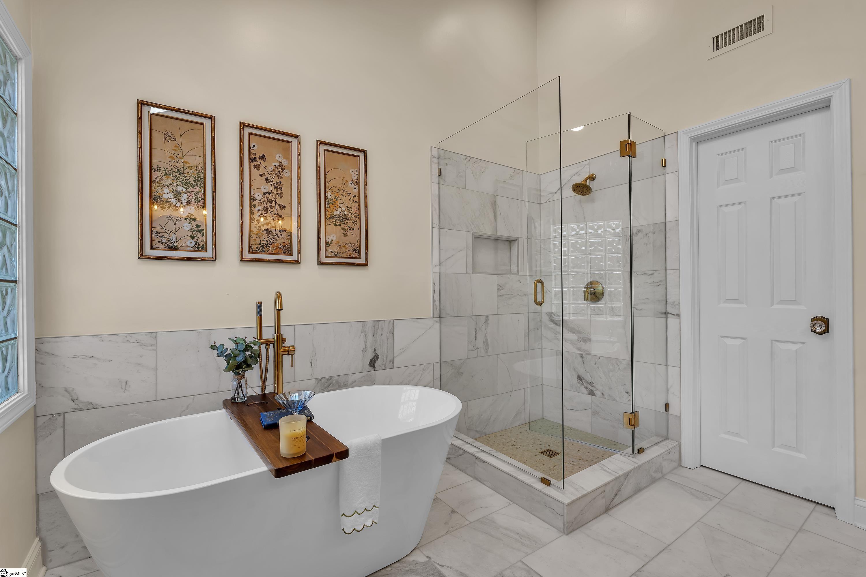 156 Circle Slope Drive