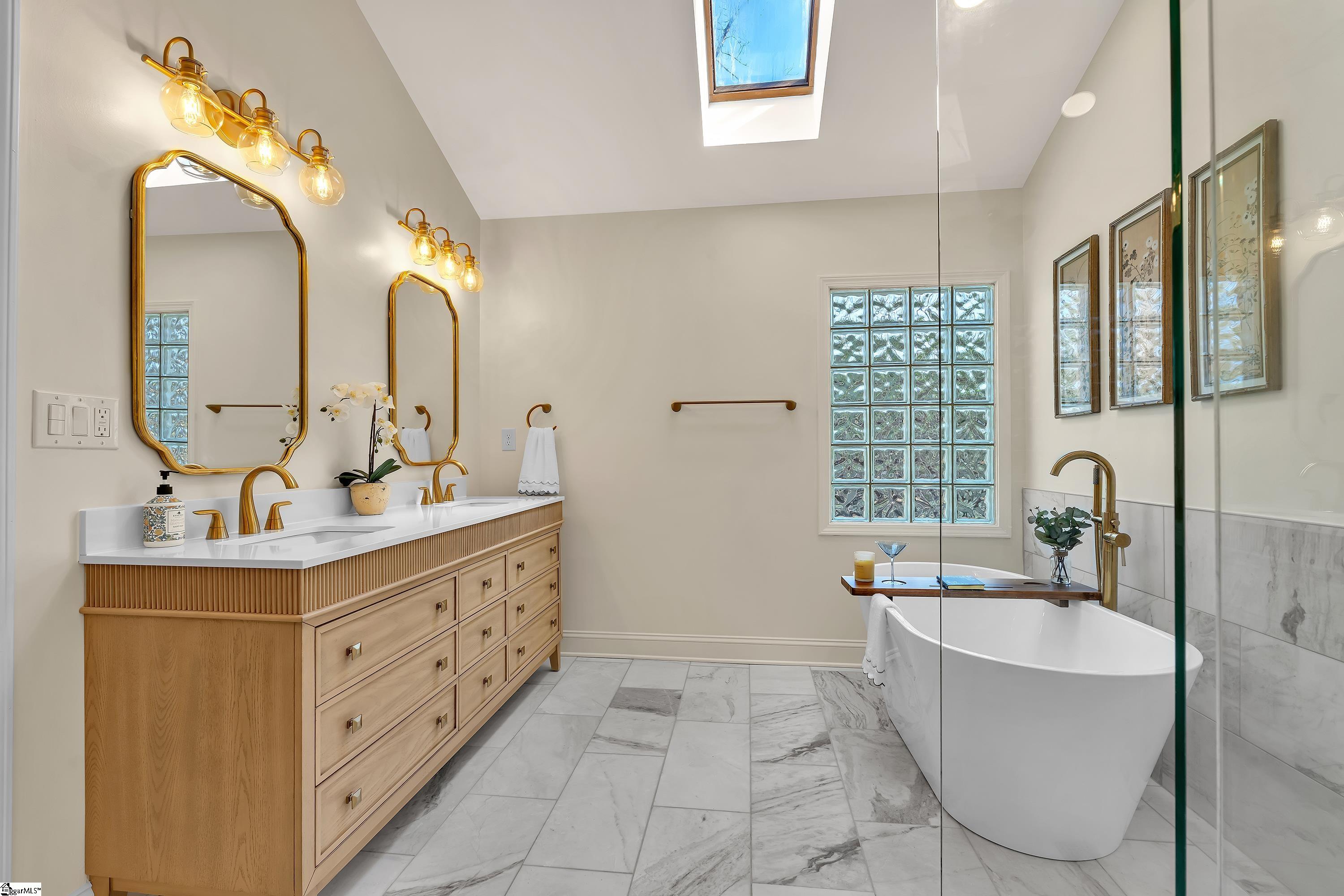 156 Circle Slope Drive