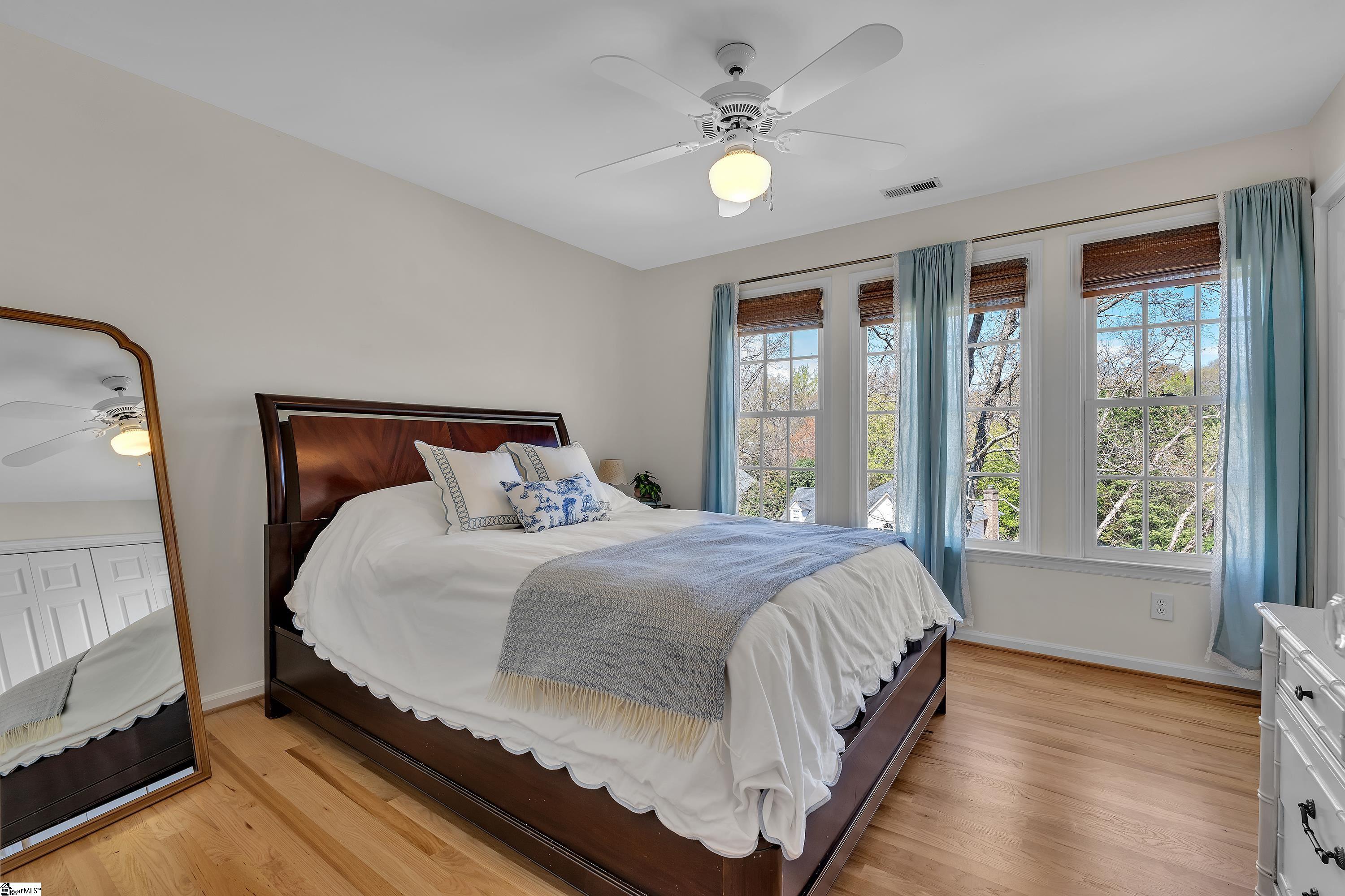 156 Circle Slope Drive