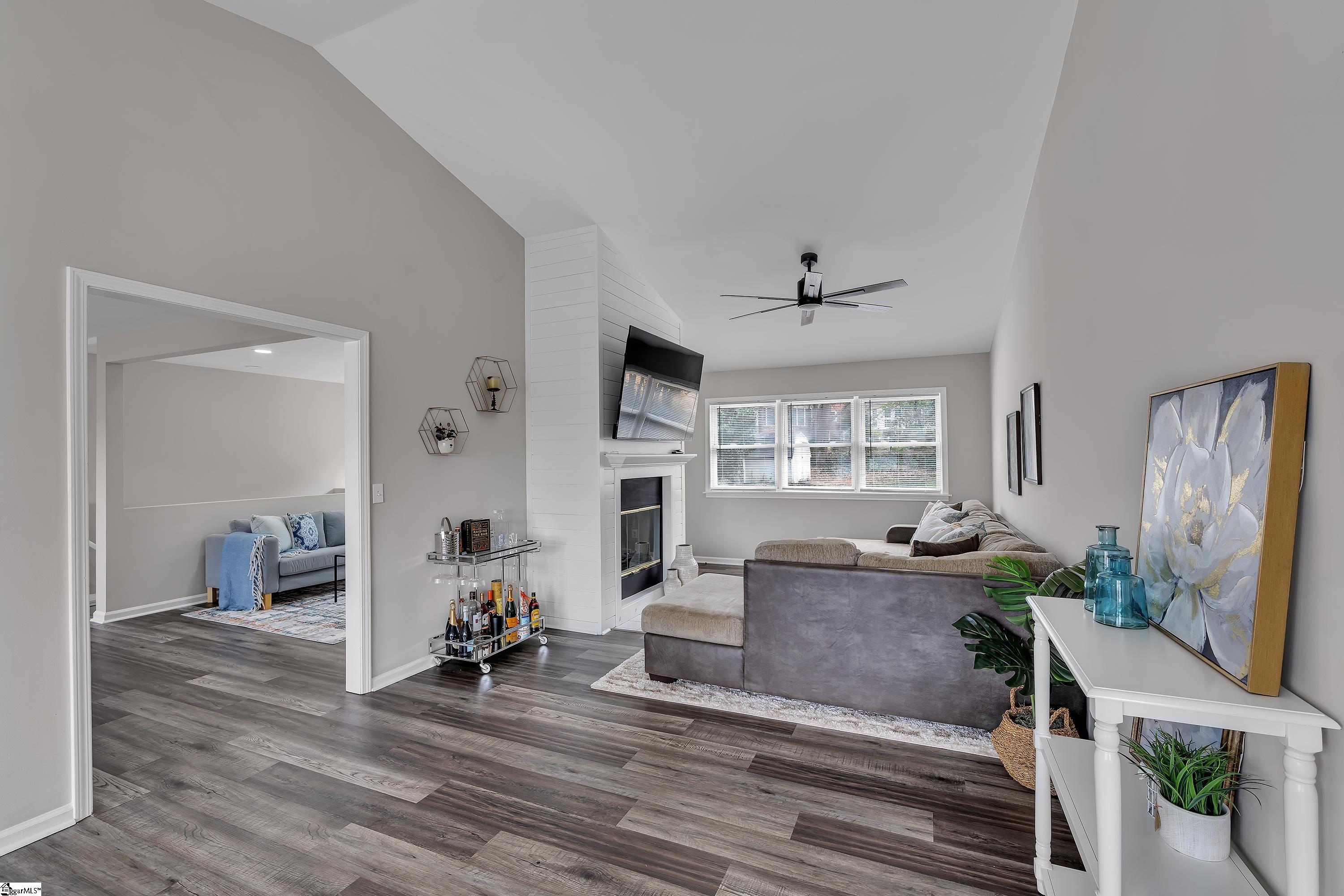 202 Kenilworth Drive