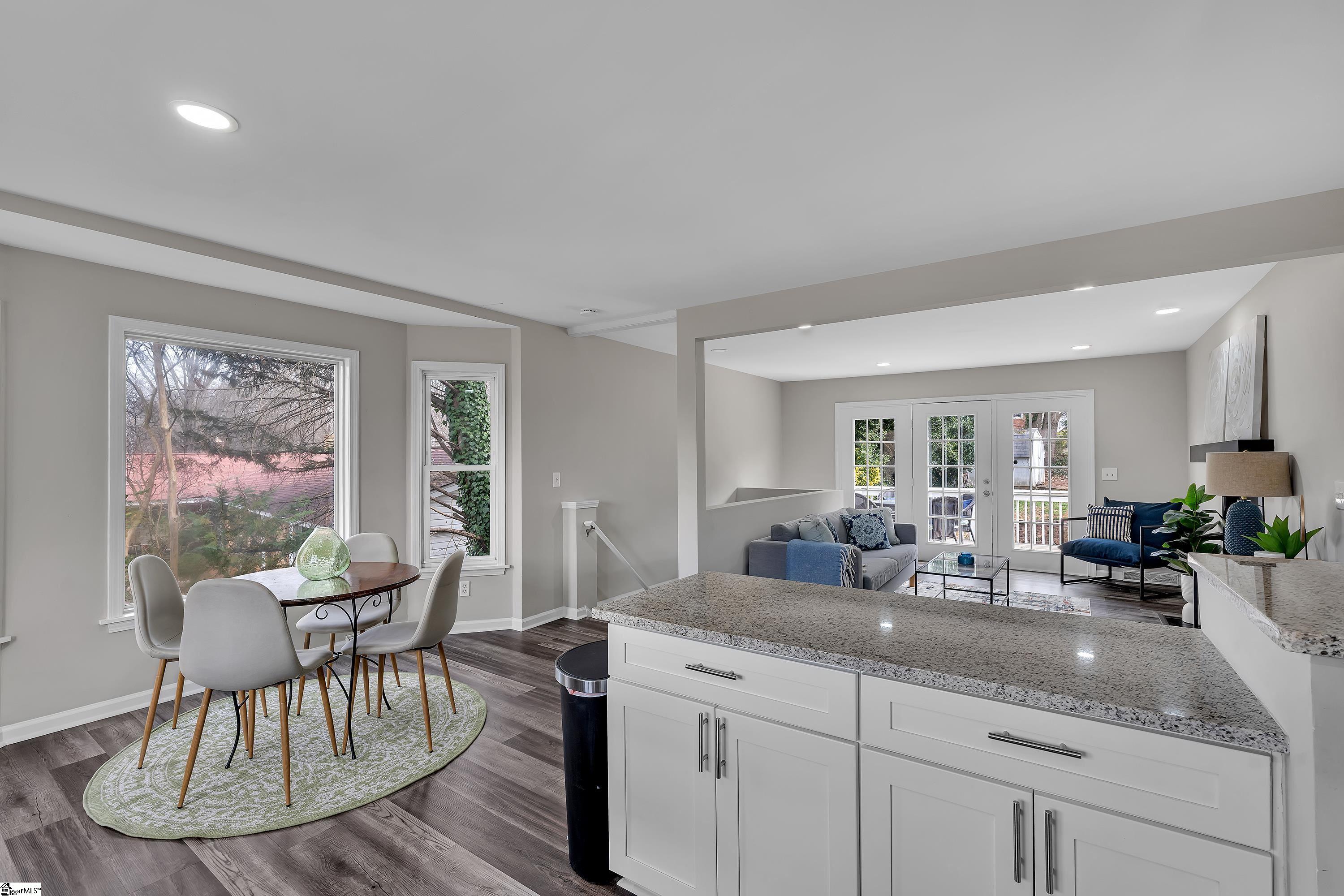 202 Kenilworth Drive